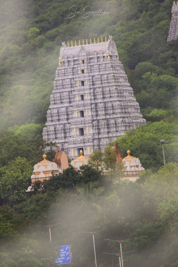 736x1103 Gopuram wallpaper