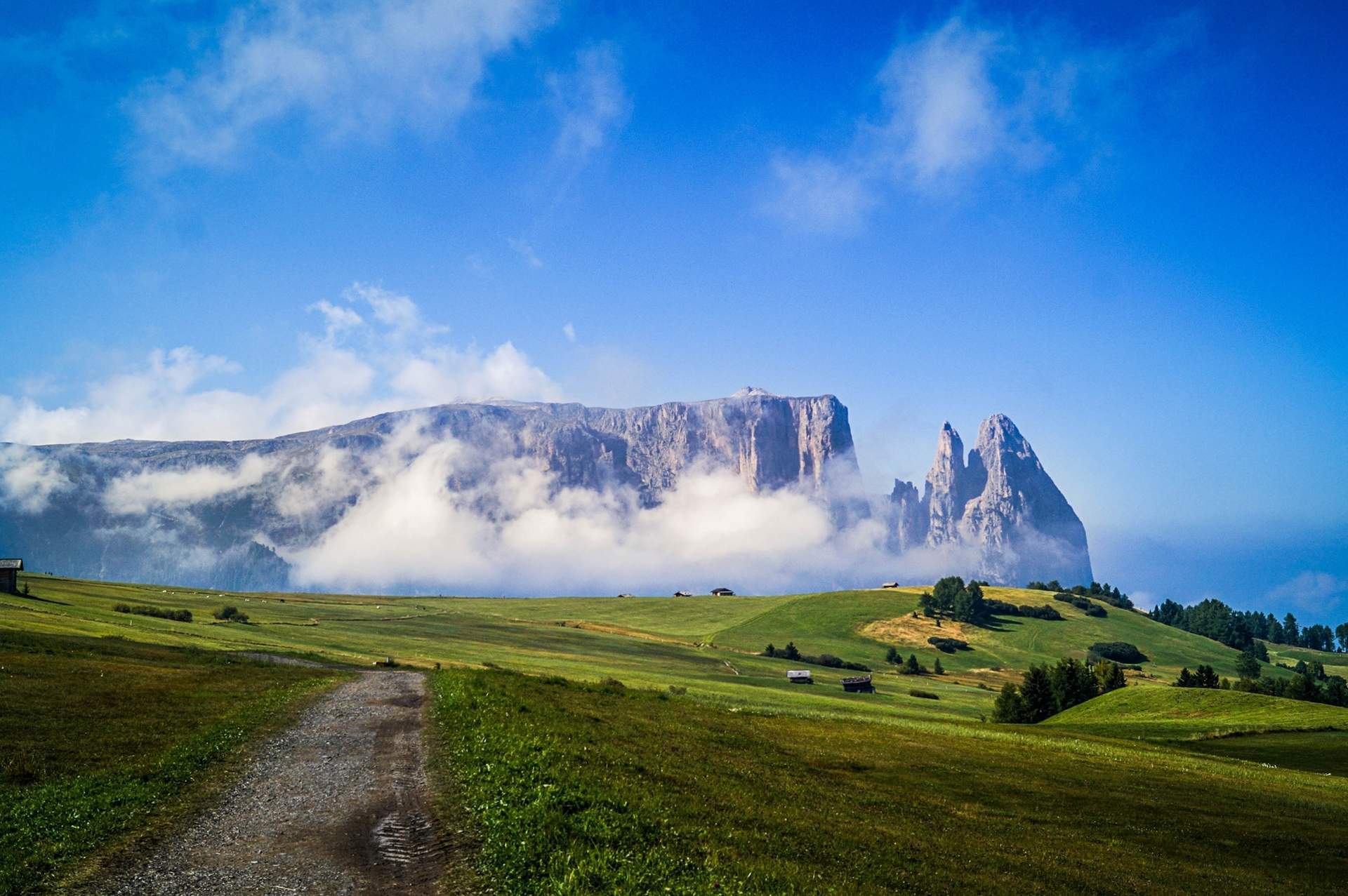 1920x1277 The photo spots in South Tyrol