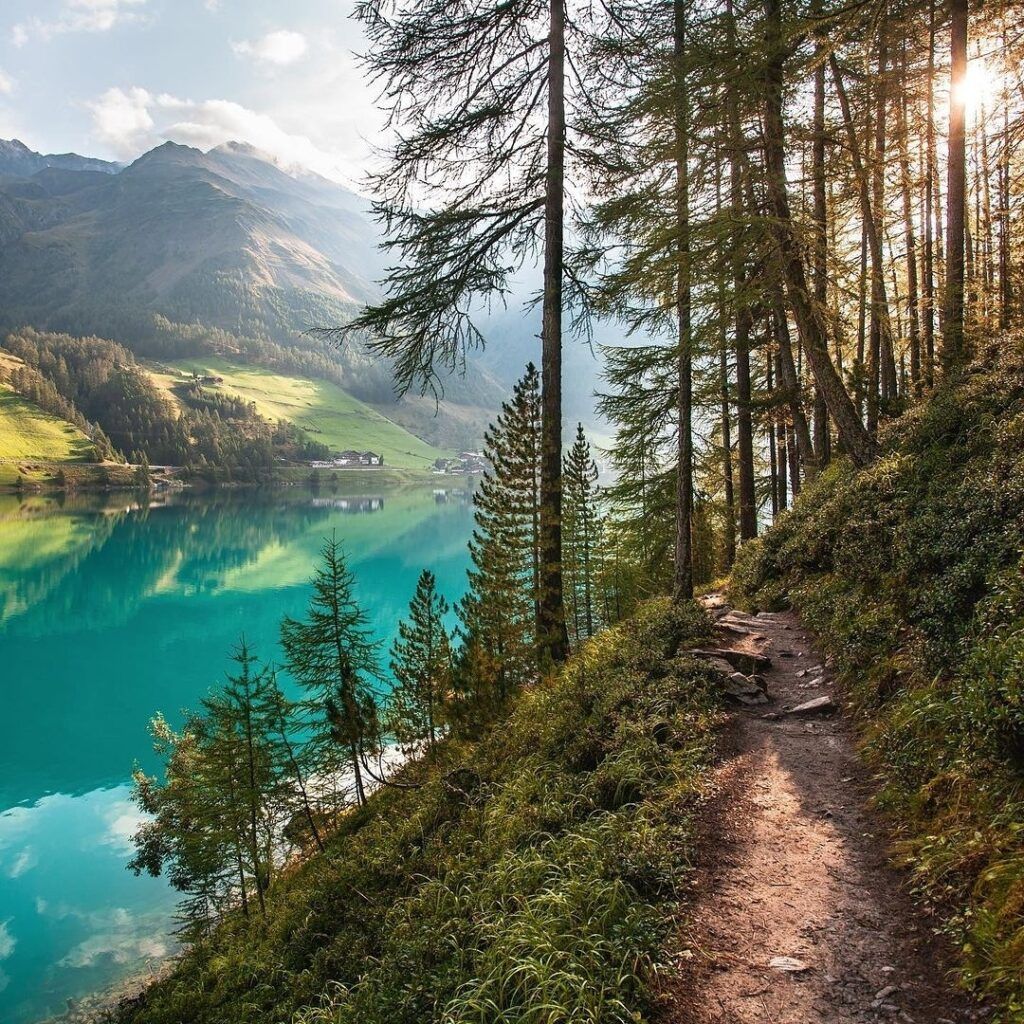 1024x1024 Hidden Gems in South Tyrol. Blogger
