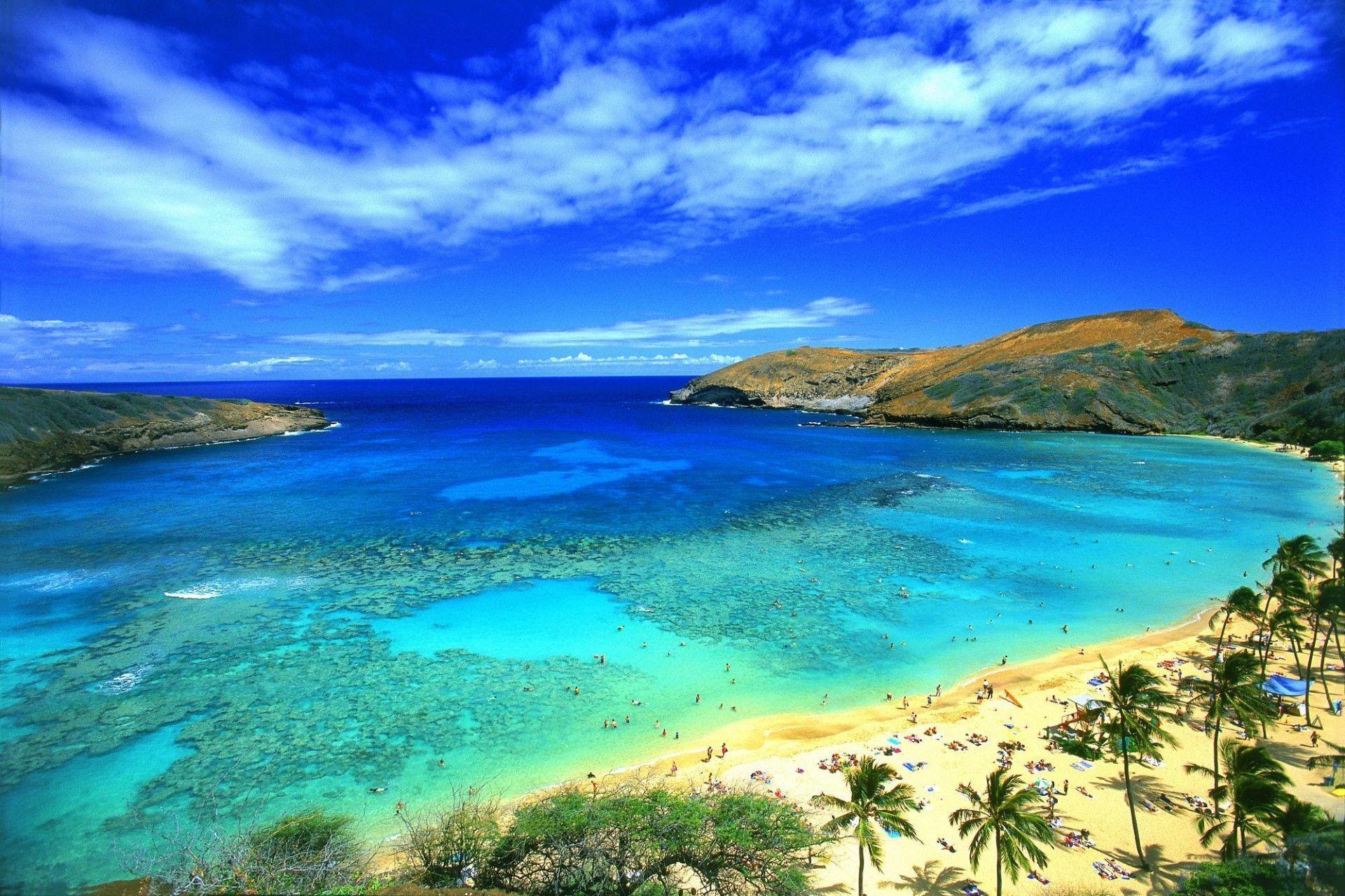 1920x1280 Paradise Beach Wallpaper