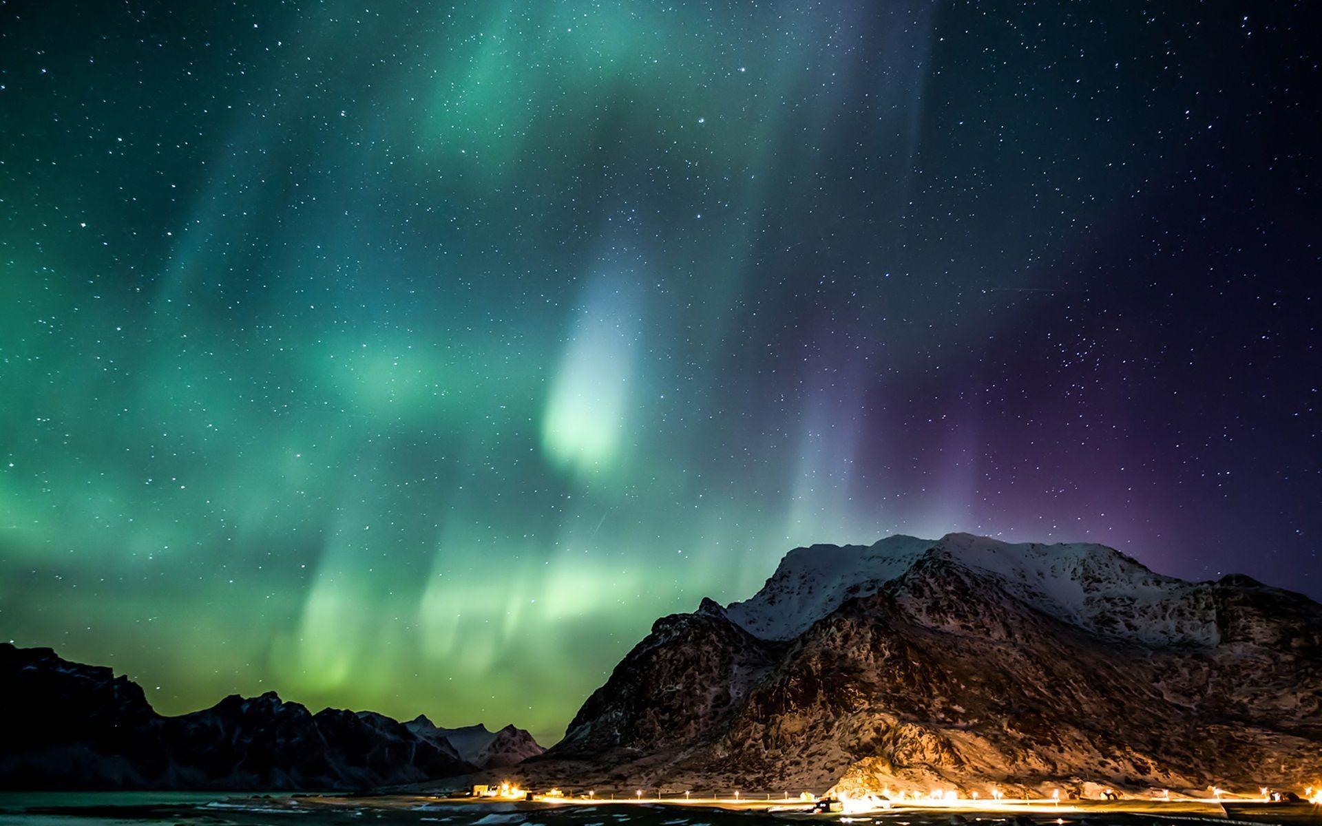 1920x1200 2017 Aurora Borealis Desktop Wallpaper For Mobile