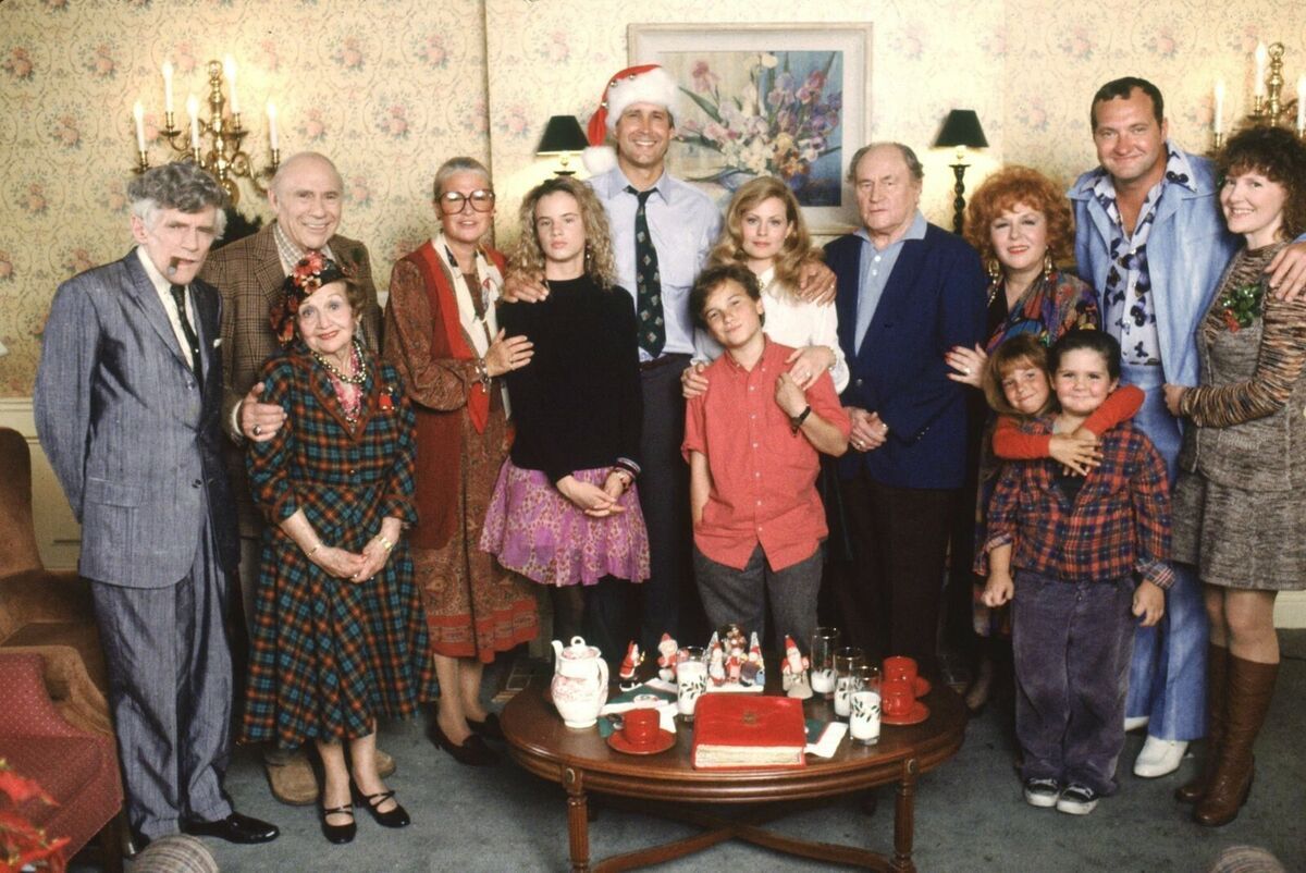 1200x802 Christmas Vacation Family Photo