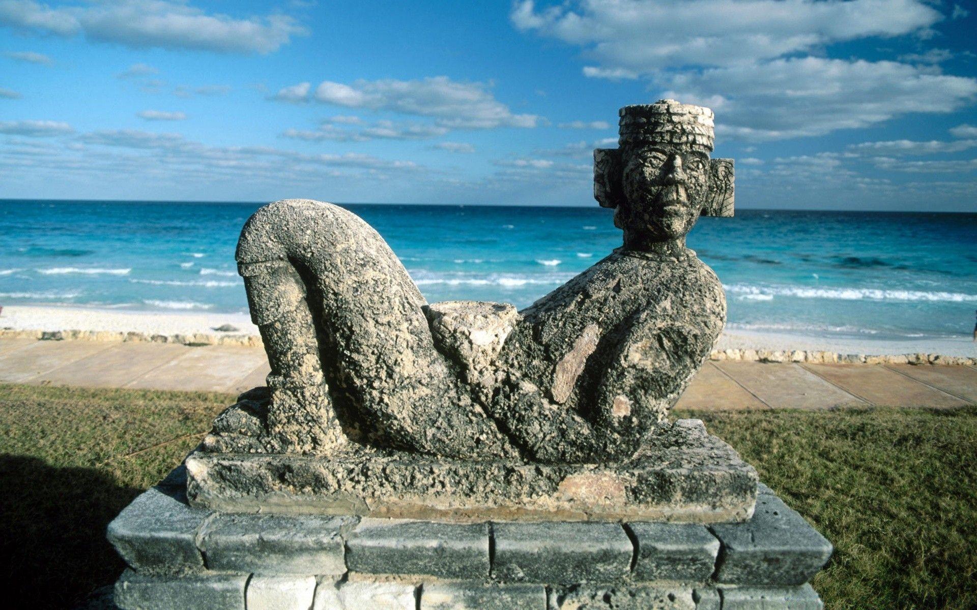 1920x1200 Chac Mool, Cancun, Mexico