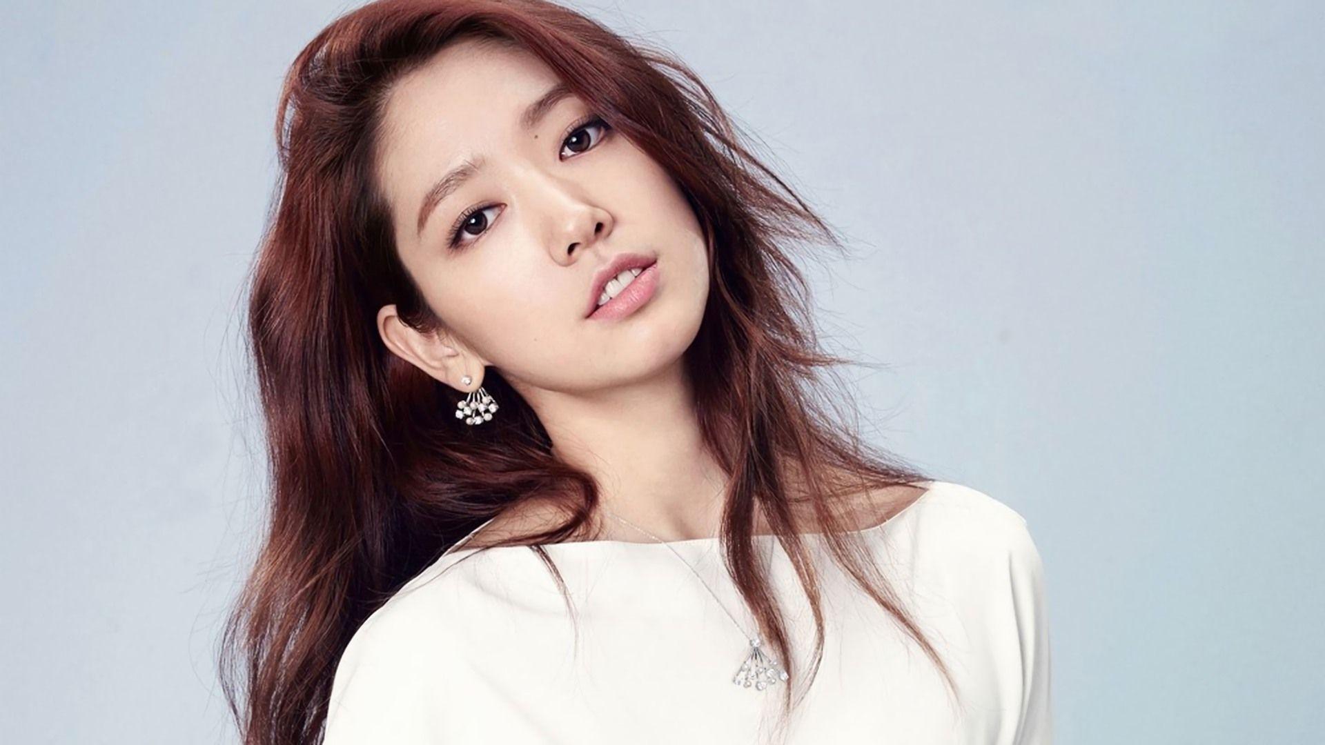 1920x1080 Korean Girl Wallpaper