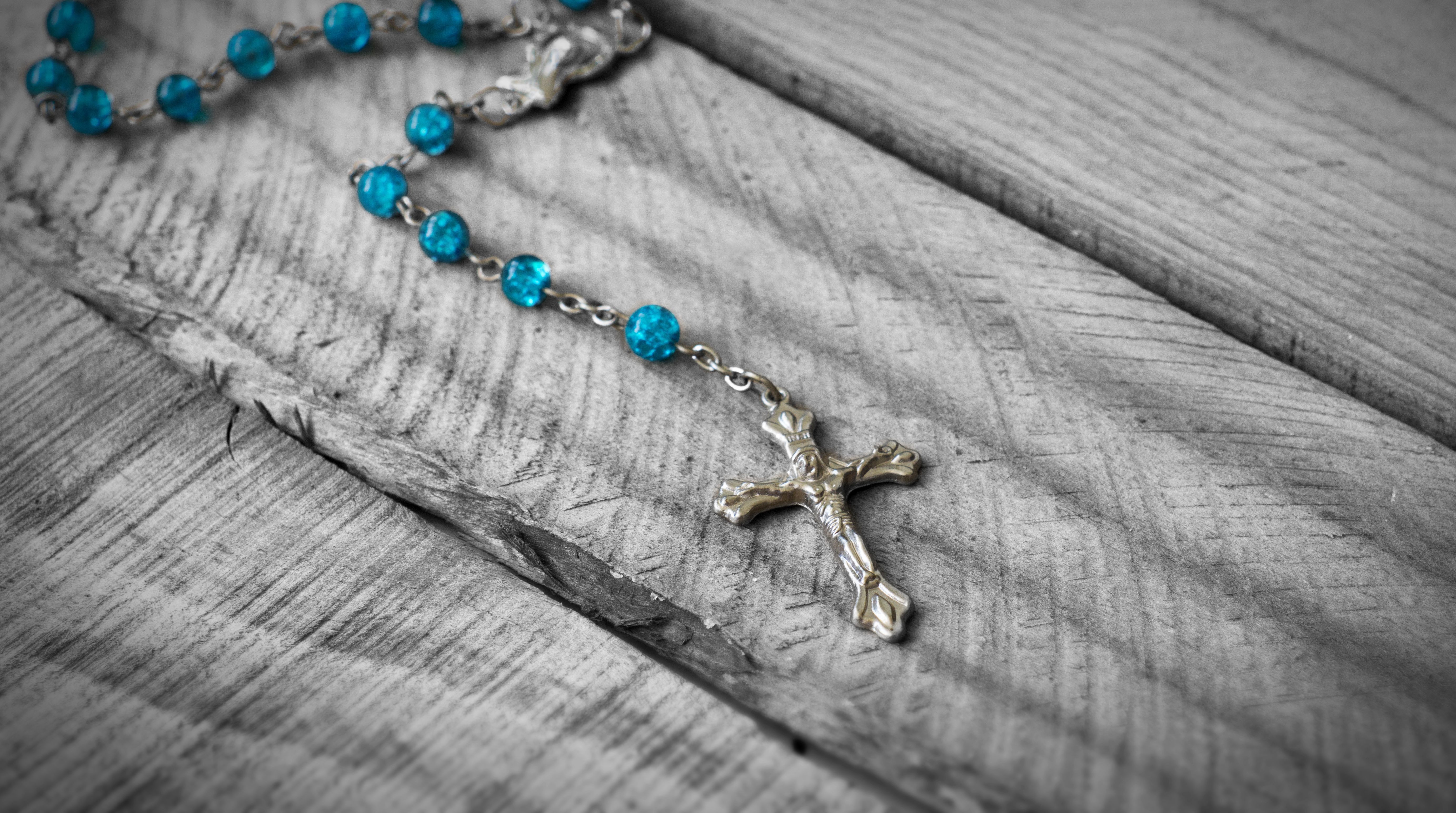 5532x3092 The Rosary and Public Prayer Philip and Saint James Church, Phillipsburg, NJ