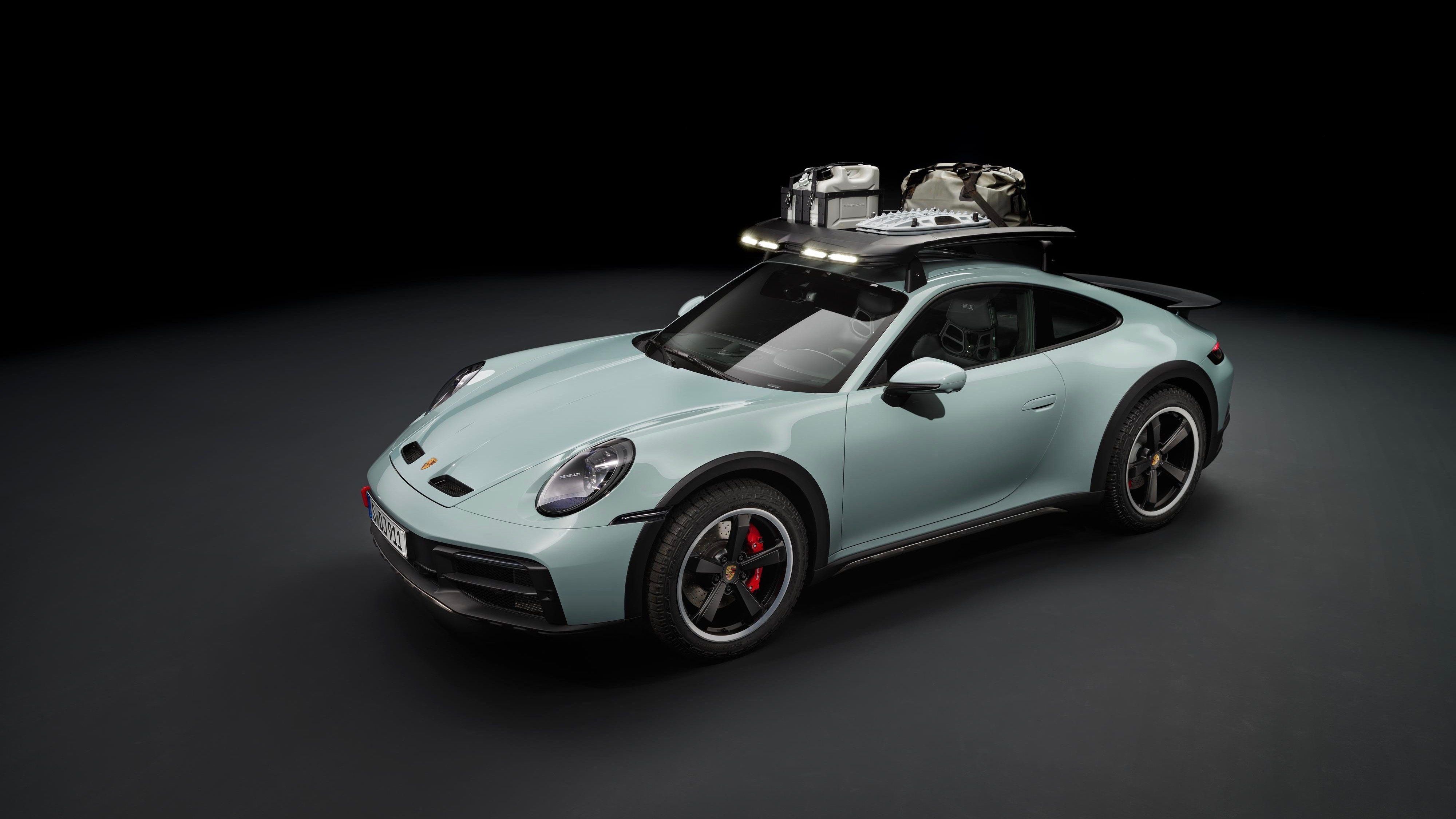 4000x2250 Porsche 911 Dakar is rugged, rally
