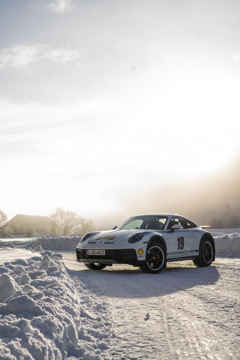 768x1151 Porsche 911 ( 992 ) Dakar Rallye
