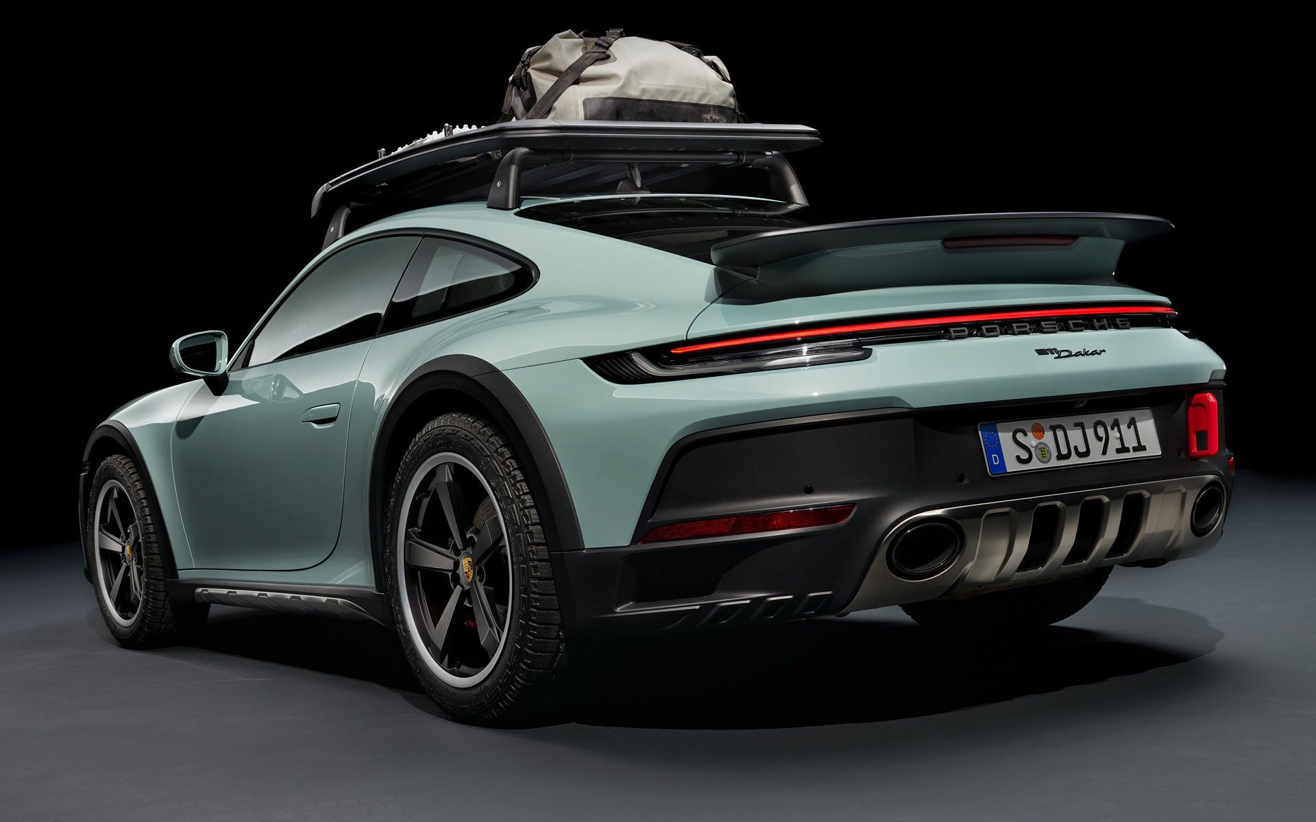 1920x1200 Porsche 911 Dakar