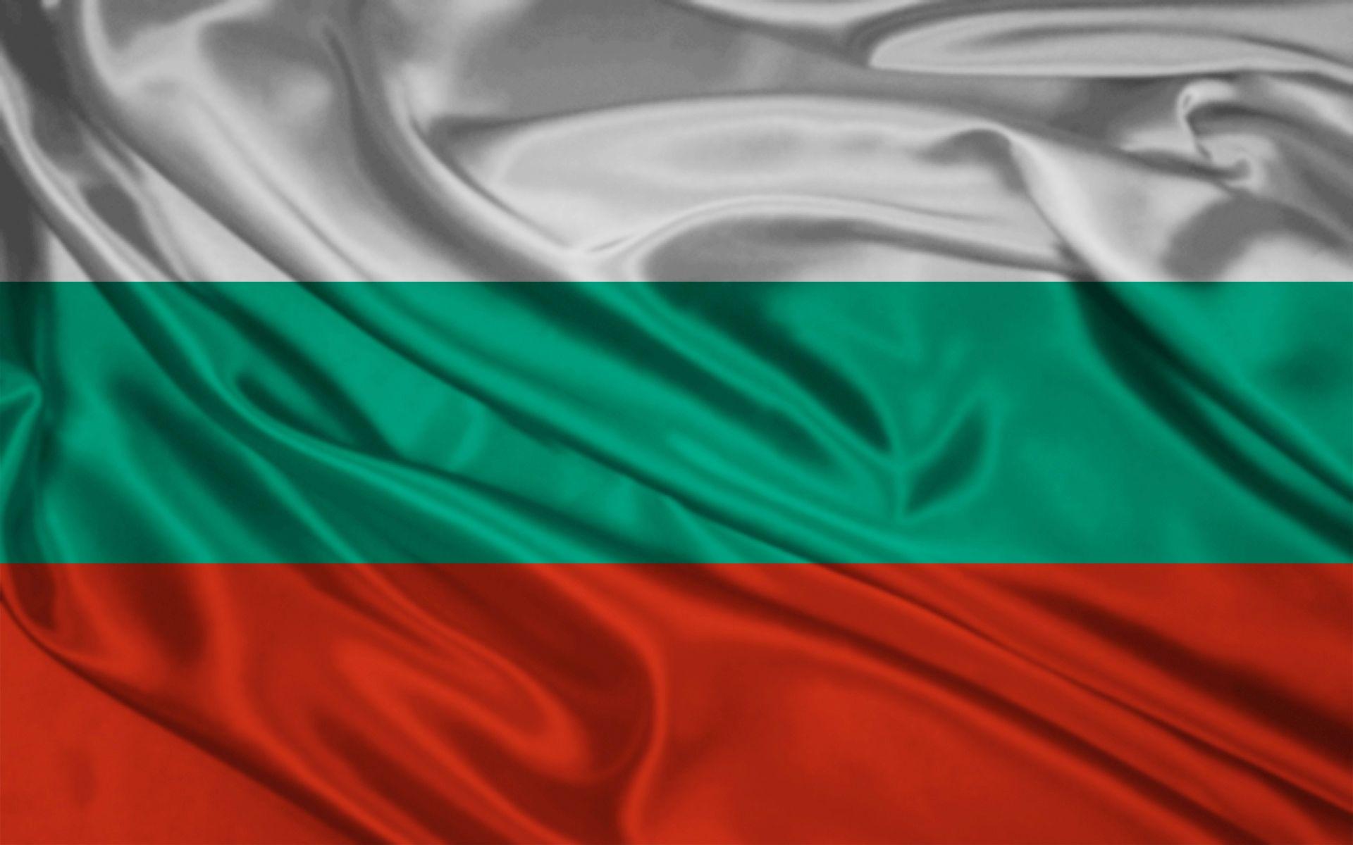 1920x1200 Bulgaria Flag wallpaper. Bulgaria Flag