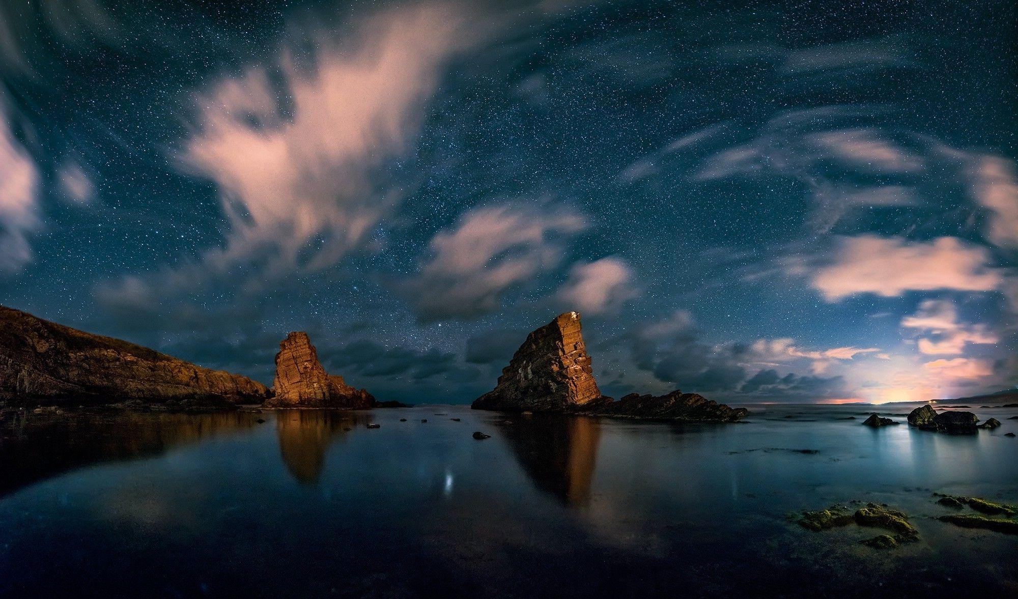 2000x1177 landscape, Nature, Starry Night, Rock, Sea, Coast, Clouds