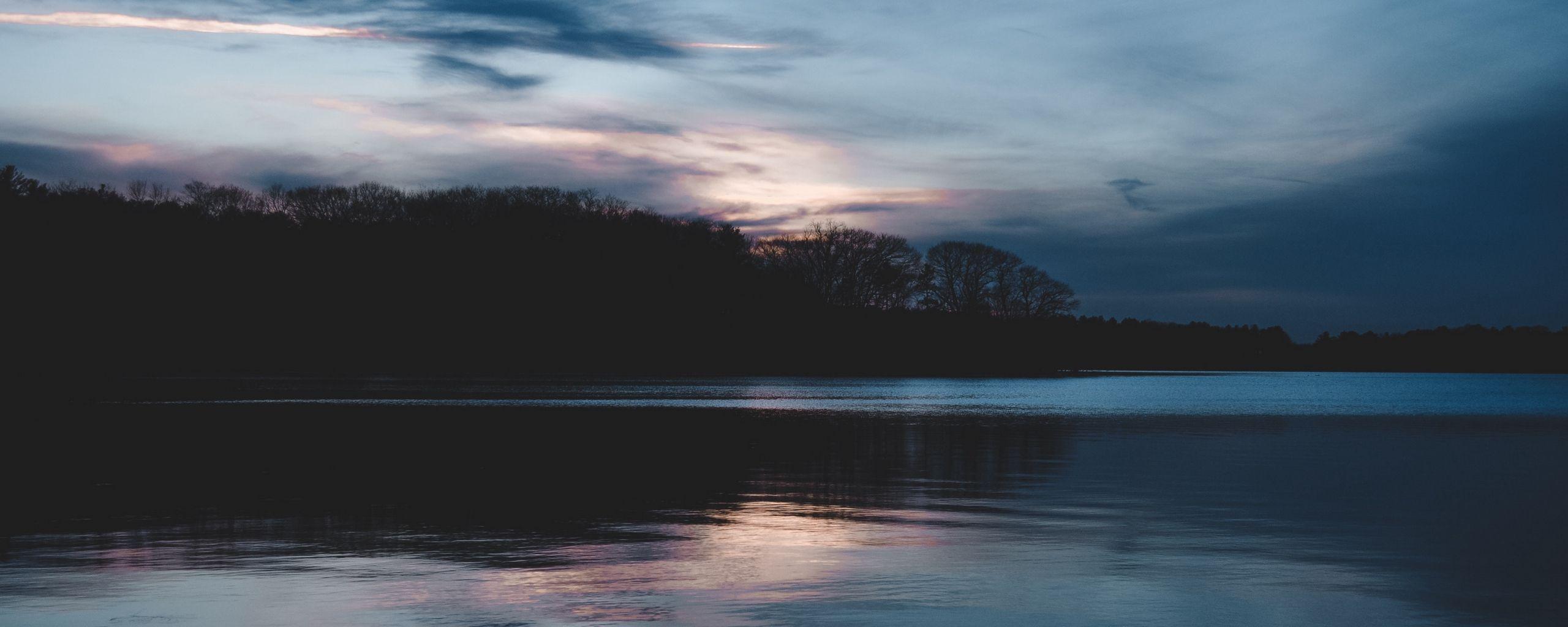 2560x1024 Download wallpaper 2560x1024 lake, horizon, evening, clouds