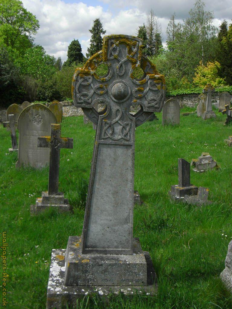 768x1024 Celtic Cross Grave