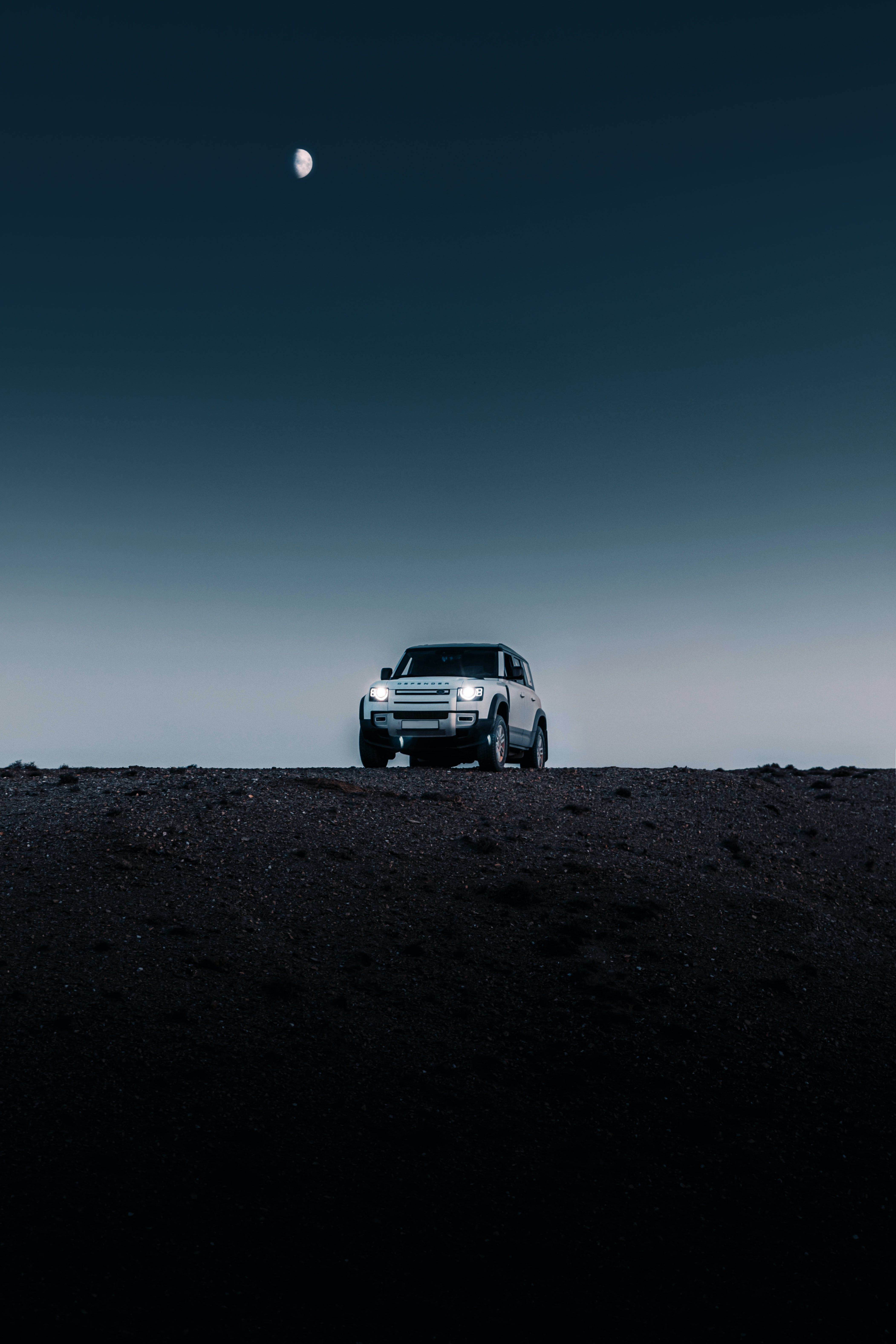 4205x6307 Download Land Rover wallpaper