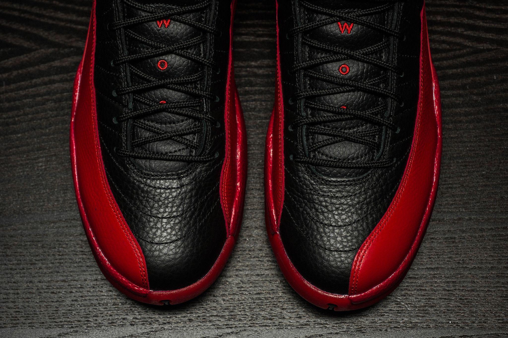 2048x1363 Air Jordan 12 Wallpaper
