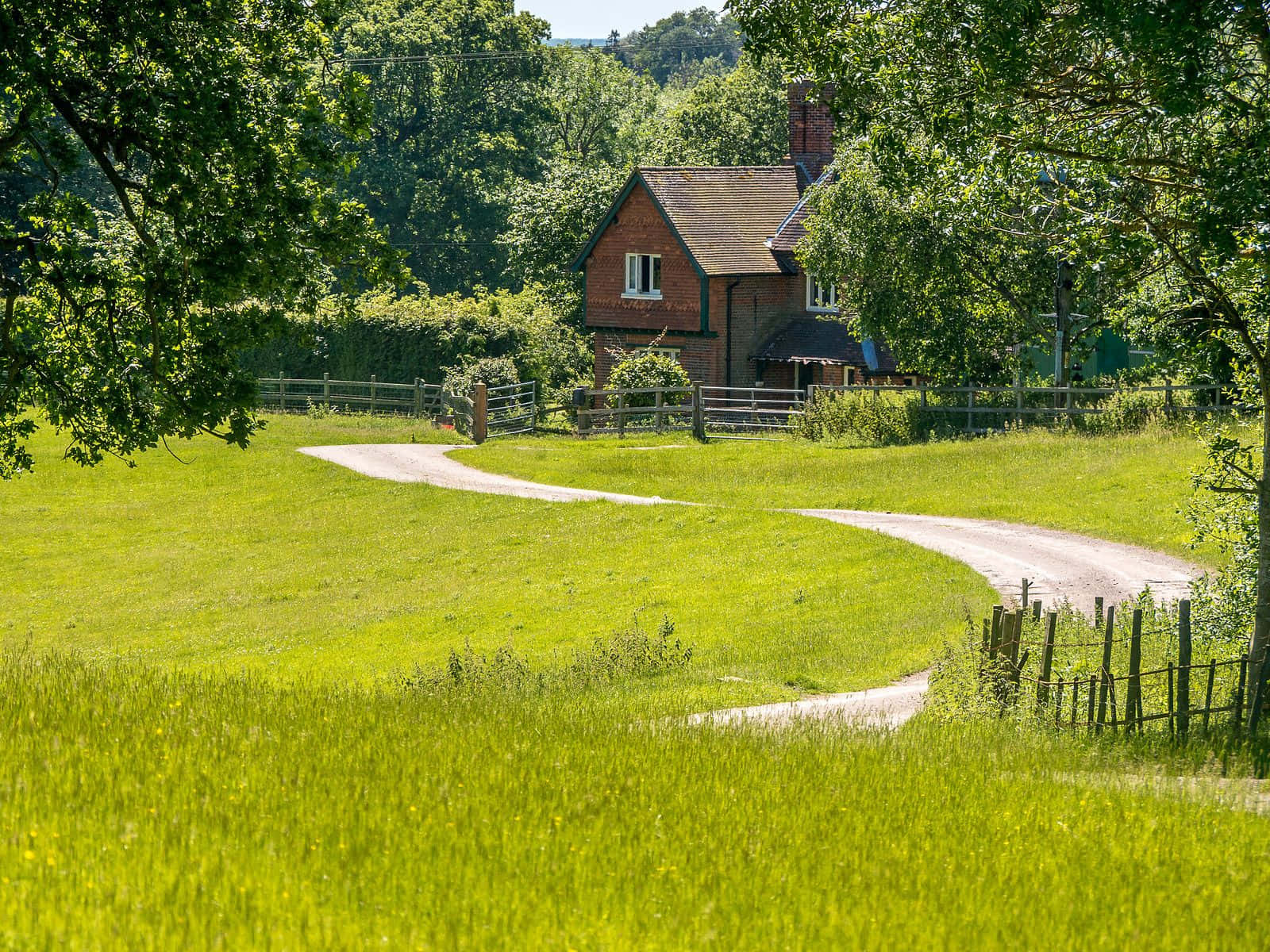 1600x1200 Farmhouse Desktop Wallpaper