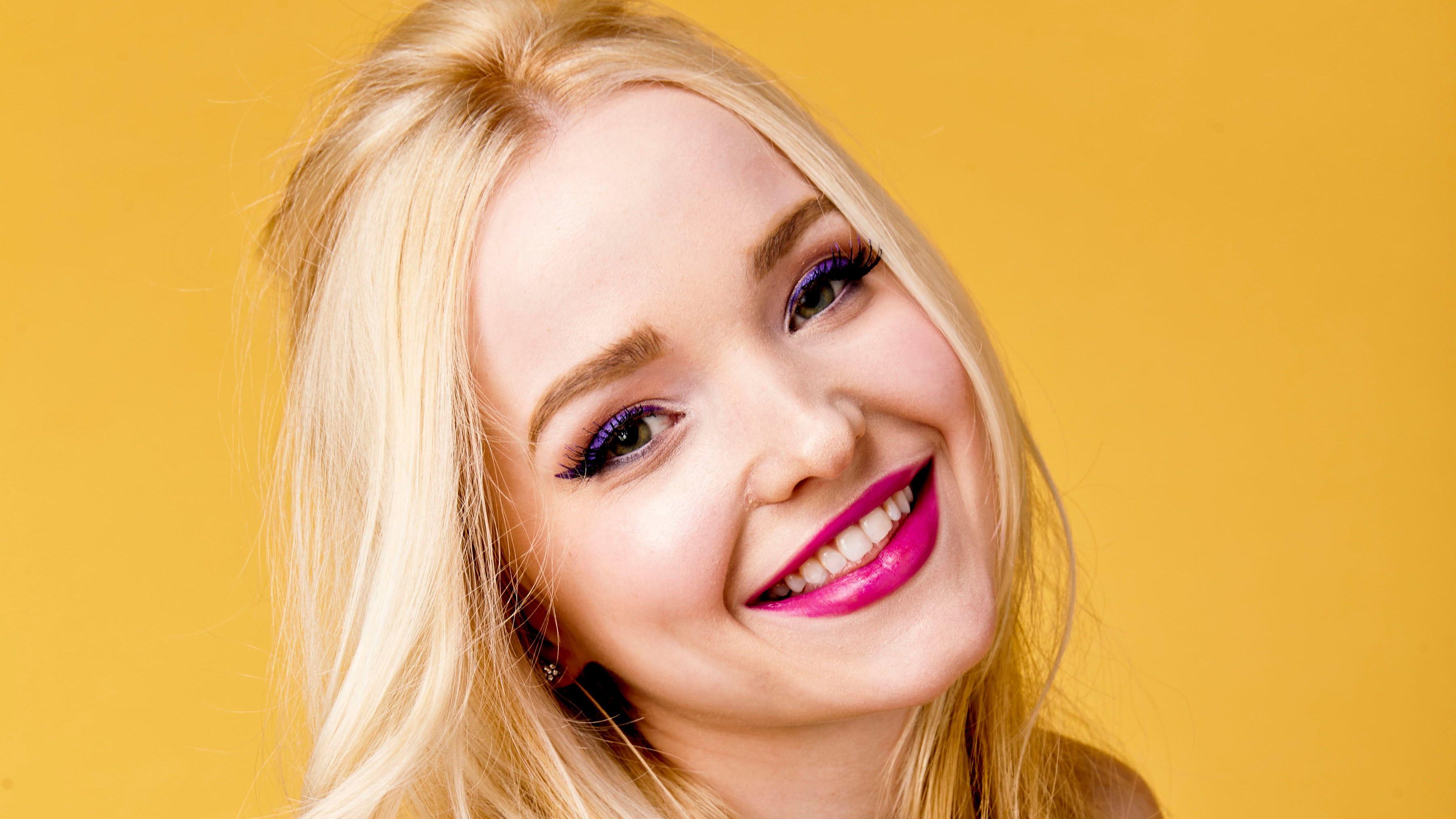 3600x2025 Women's pink lipstick, Dove Cameron, 4K HD wallpaper