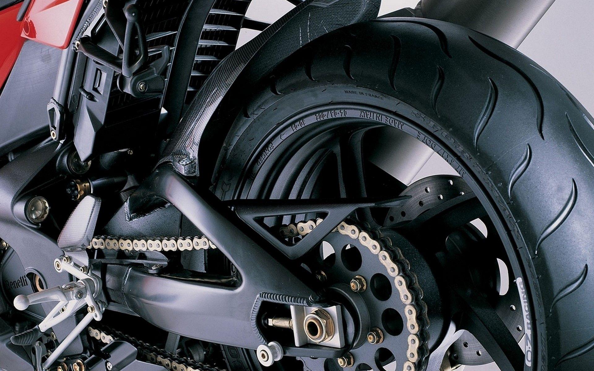 1920x1200 Benelli Tornado Novecento RS Sports Bikes Back side Photo