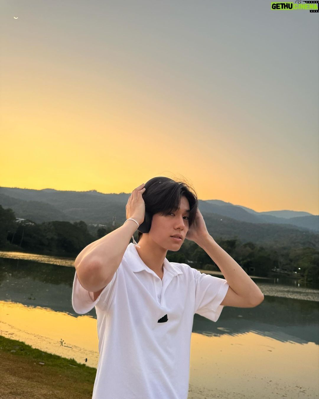 1080x1350 Phuwin Tangsakyuen Instagram