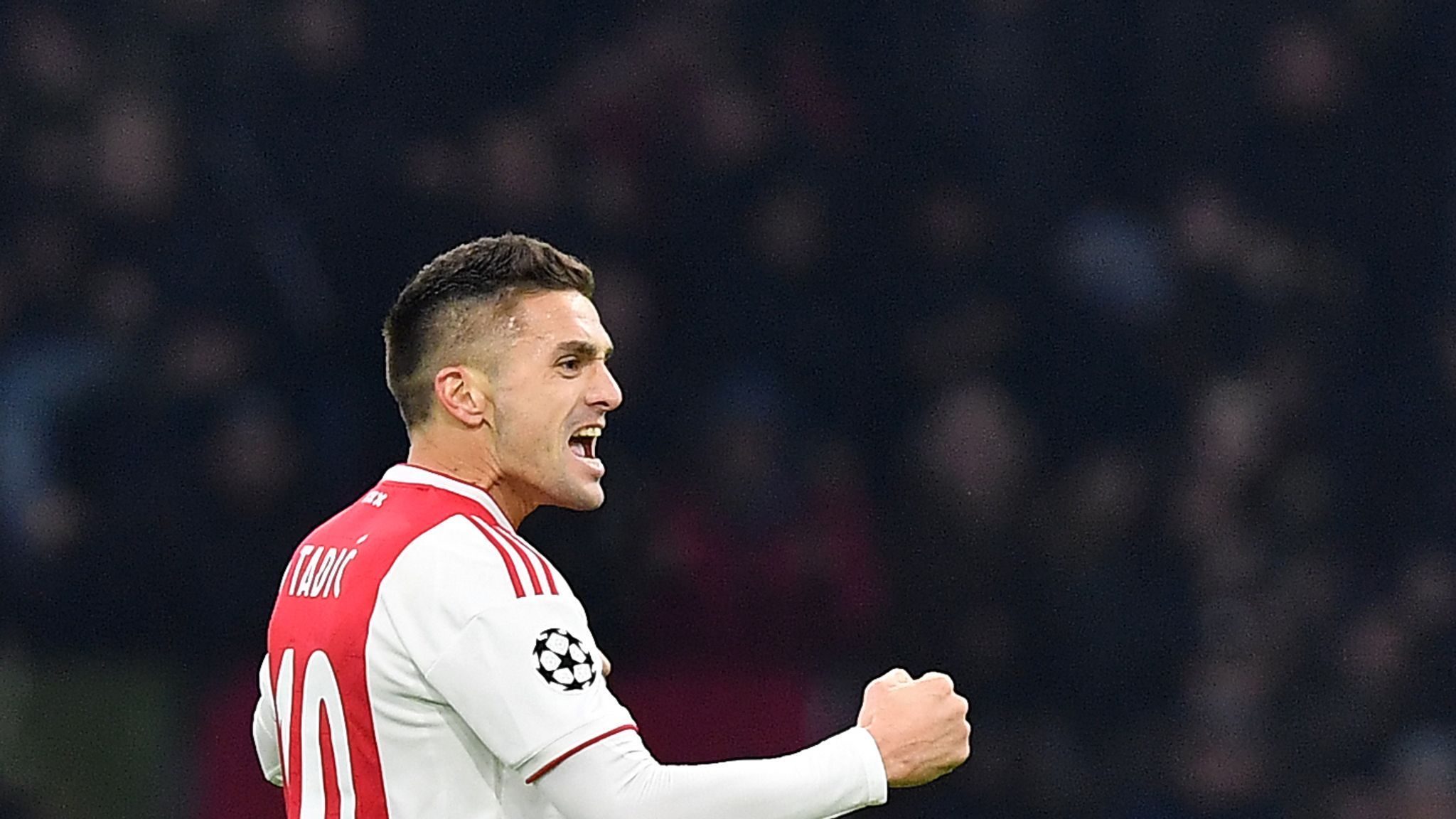 2048x1152 Dusan Tadic scores twice as Ajax beat