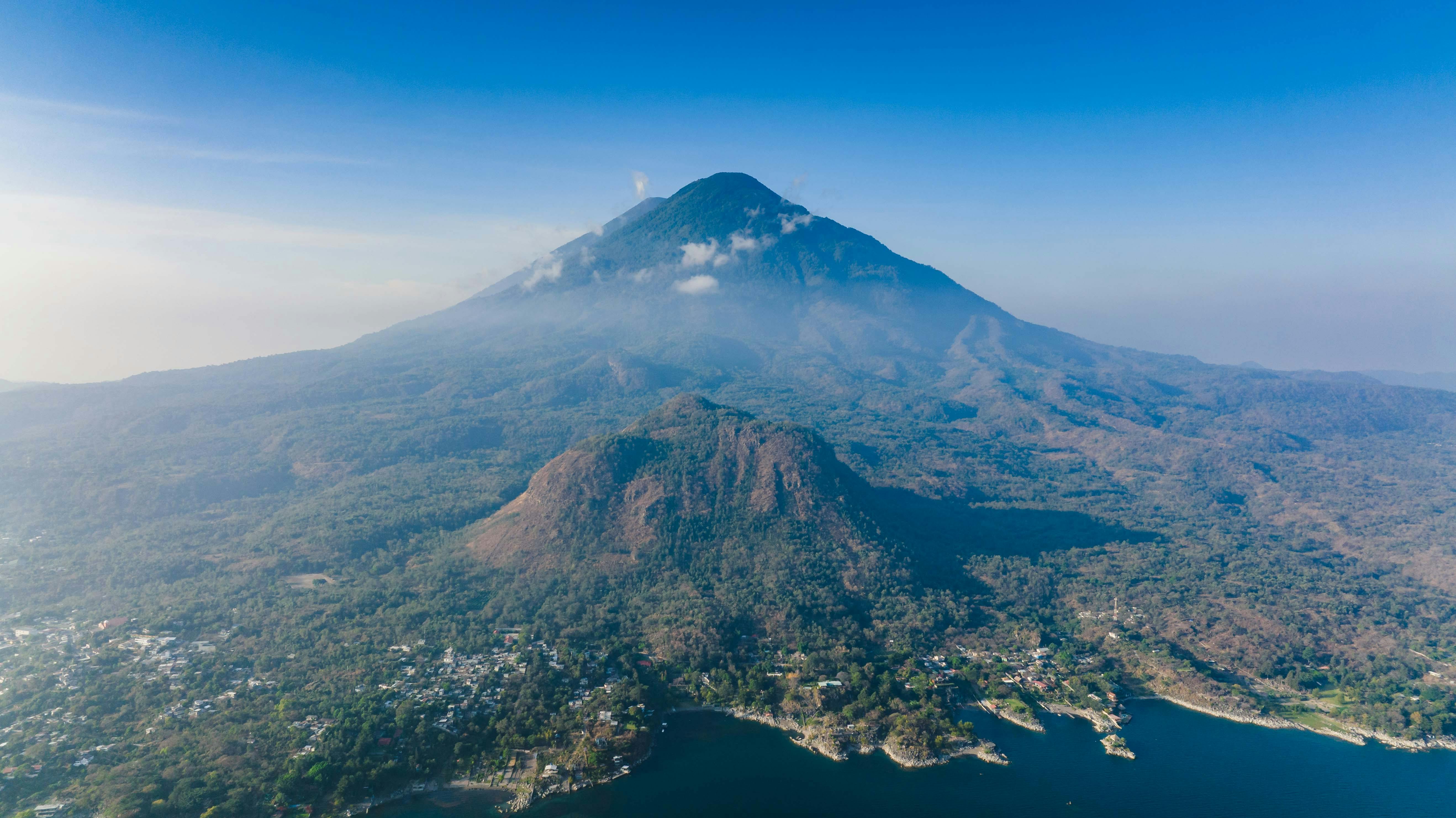 5272x2962 Aerial View of the Mountain Volcano