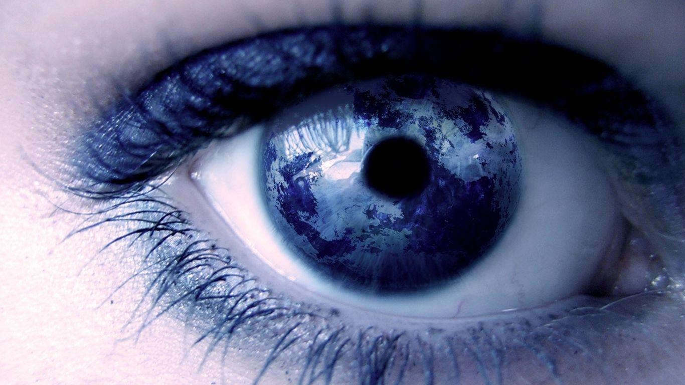 1366x768 Download wallpaper 1366x768 eyes, blue, reflection, lashes