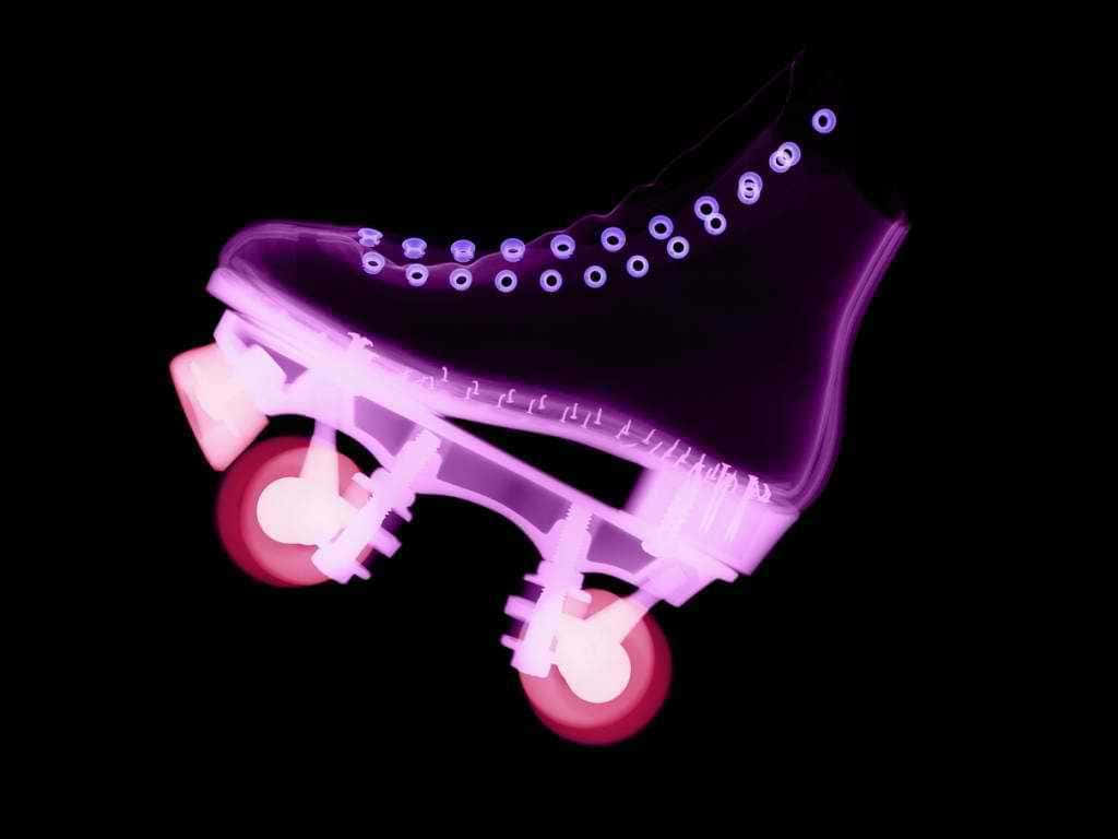 1024x768 Download A Purple Roller Skate With A