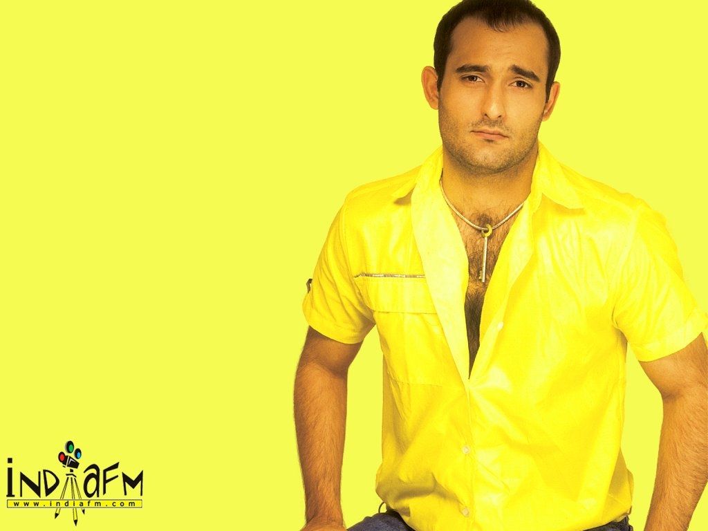 1024x768 Akshay Khanna HQ Wallpaper. Akshay