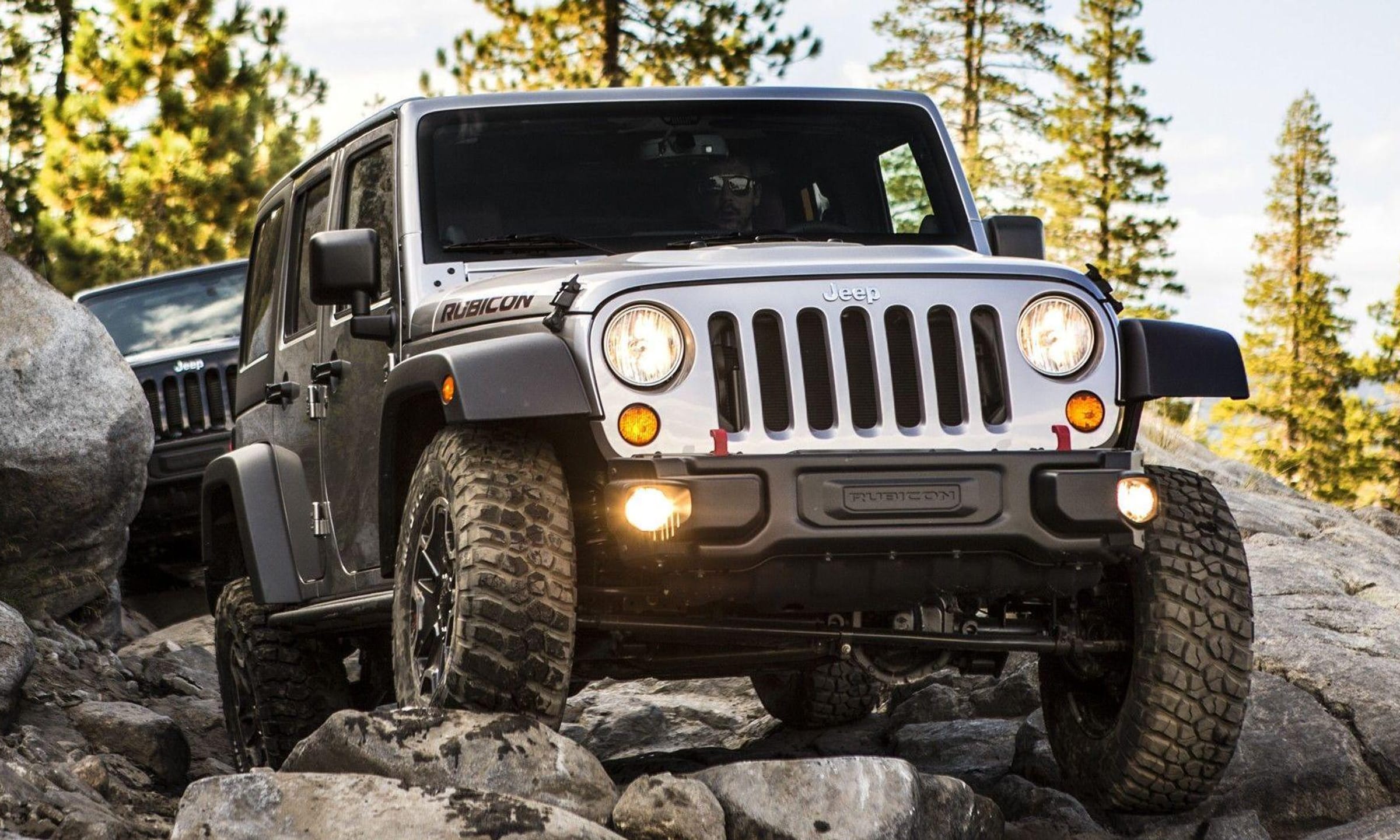 2400x1440 All Jeep Models. Types of Jeeps Cars