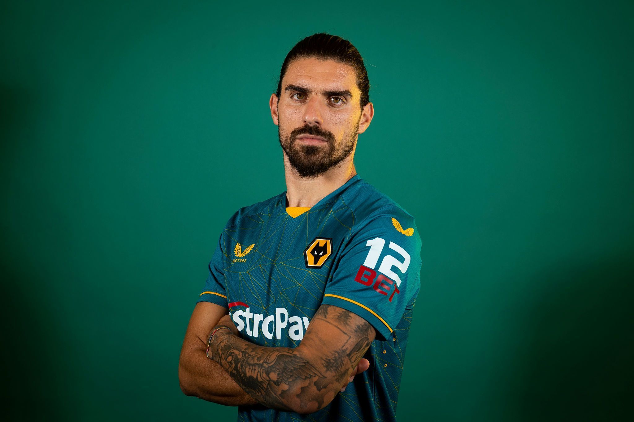 2048x1365 Neves Sports HD Wallpaper