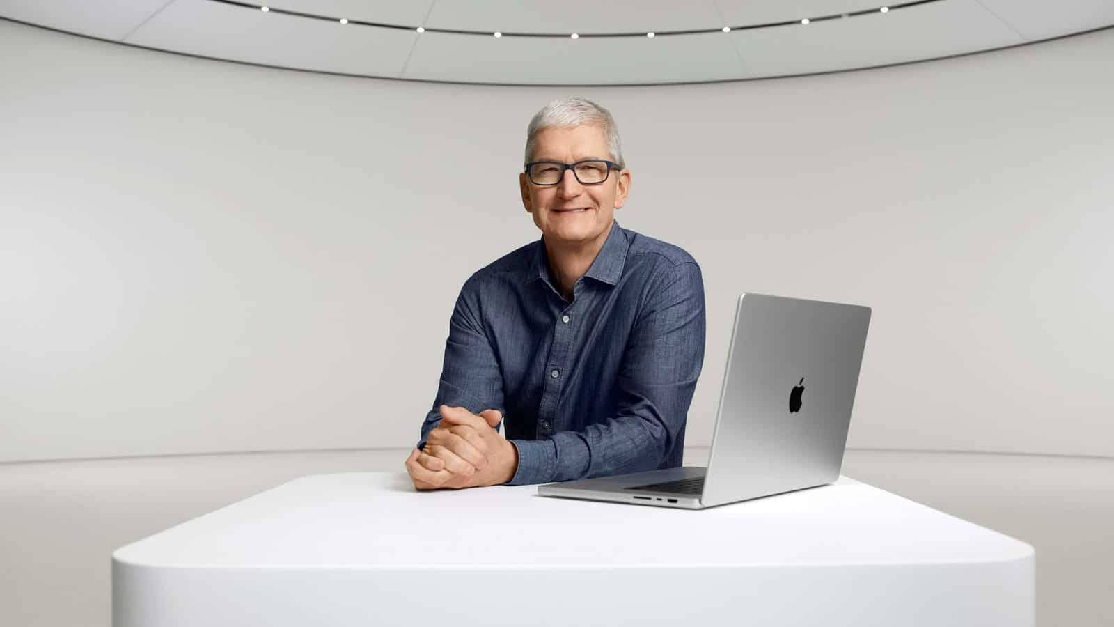 1600x900 Tim Cook Apple CEO Office Wallpaper