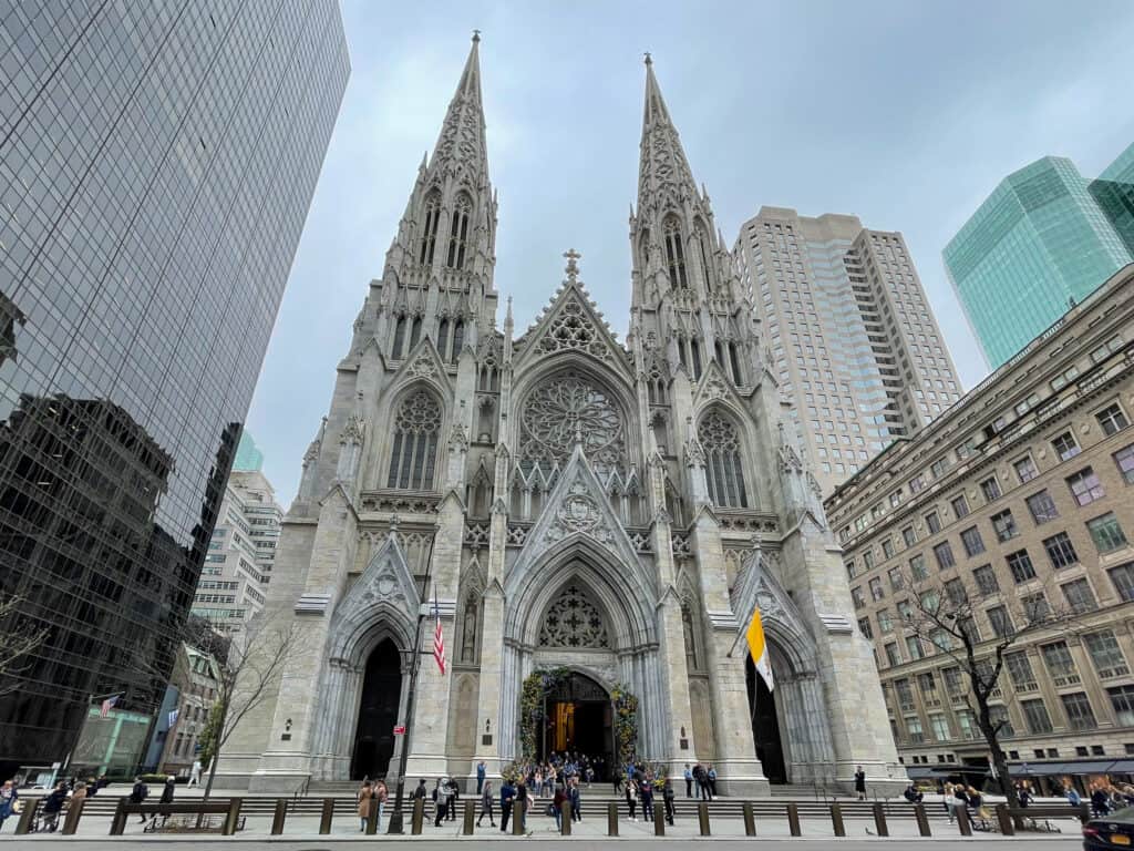 1024x768 St. Patrick's Cathedral