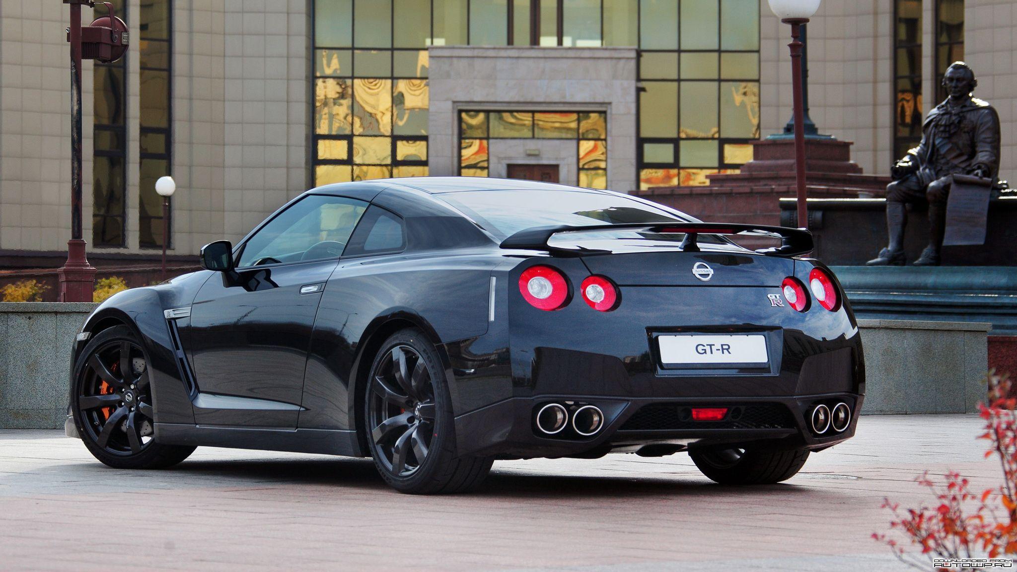 2048x1152 Nissan GT R Car Wallpaperx1152