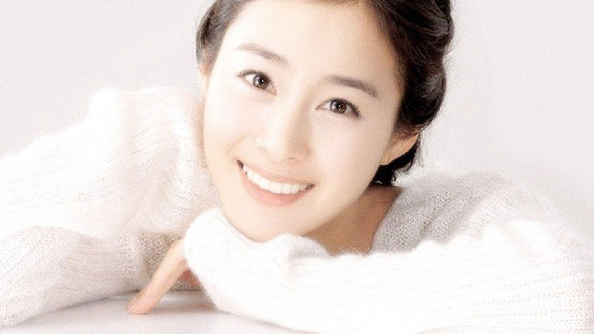 1920x1080 Kim Tae Hee HD Wallpaper HD. Ideas for the House. Kim tae