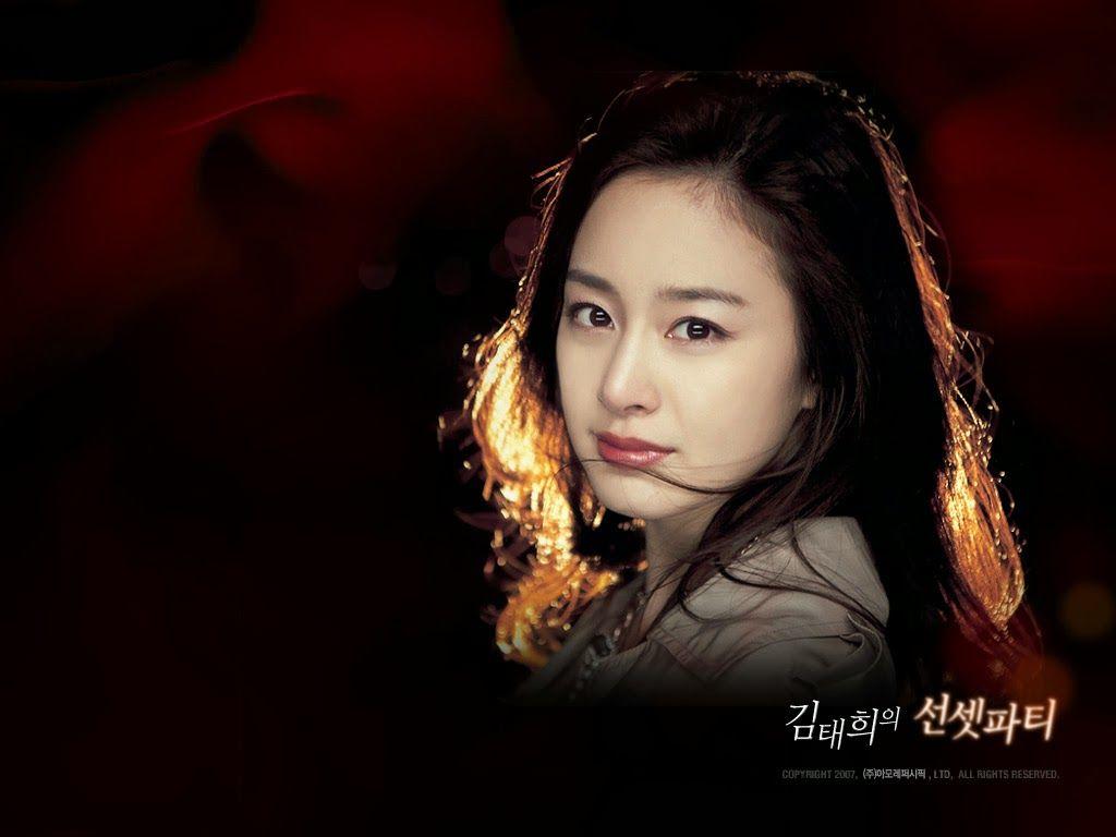 1024x768 Korean Cute And Beautiful Actress Kim Tae Hee