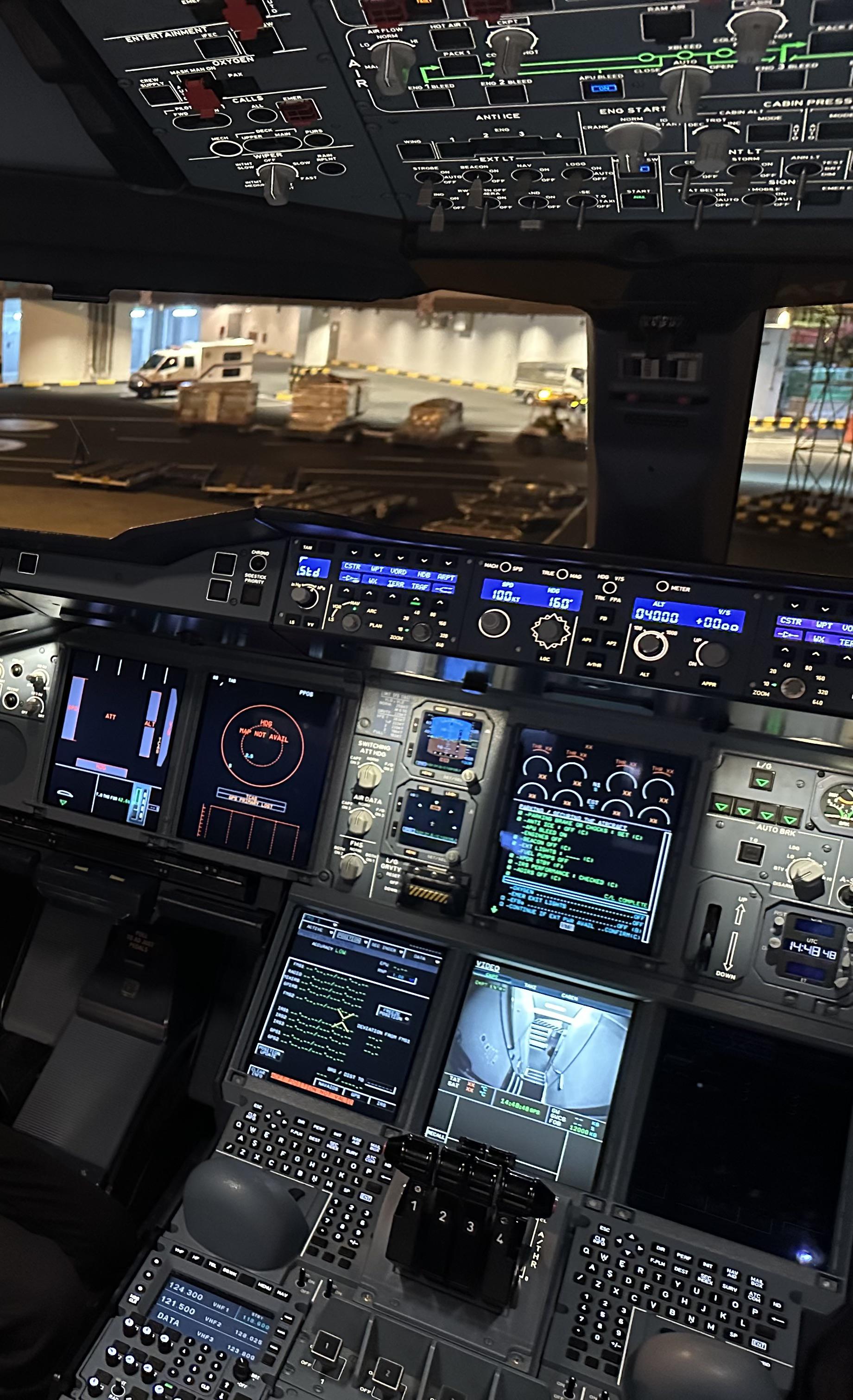 1841x3023 A380 Cockpit picture