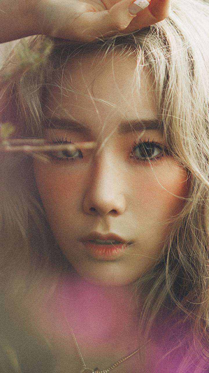 720x1280 Kim Taeyeon Wallpaper