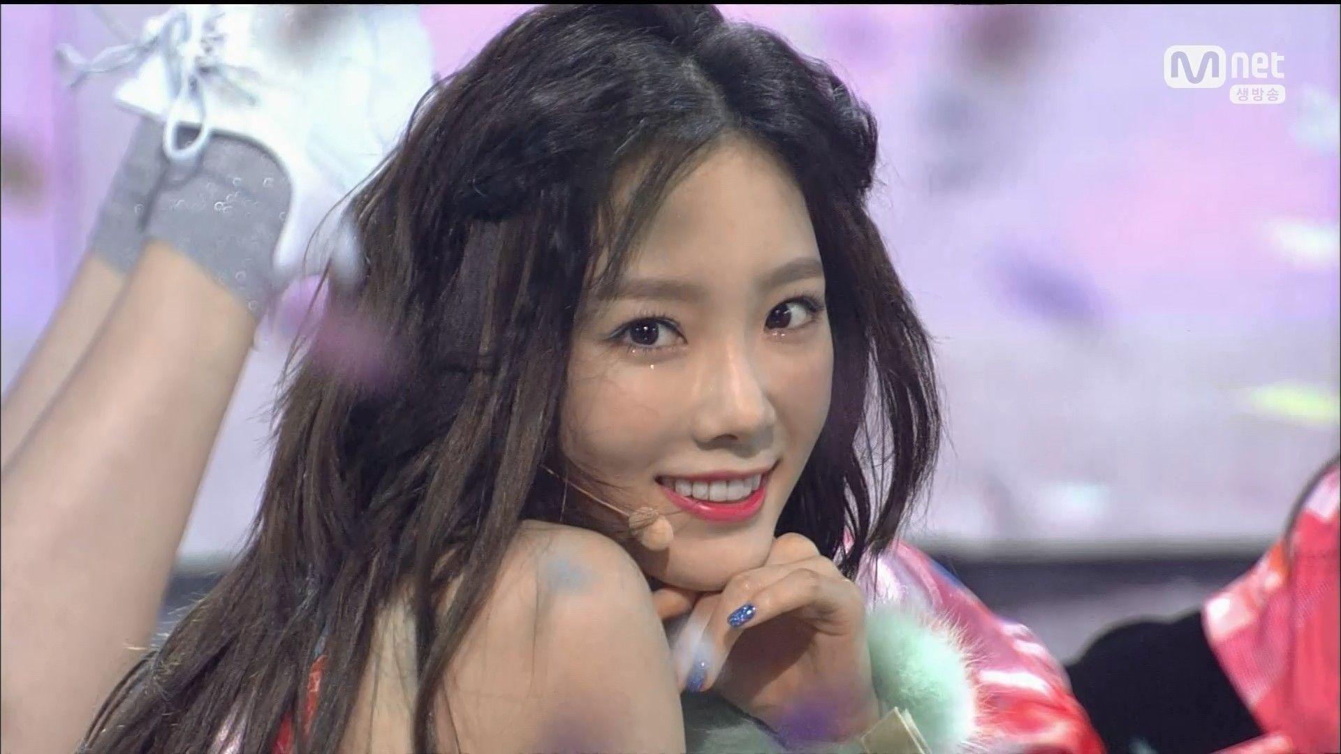 1920x1080 Taeyeon Wallpaper HD