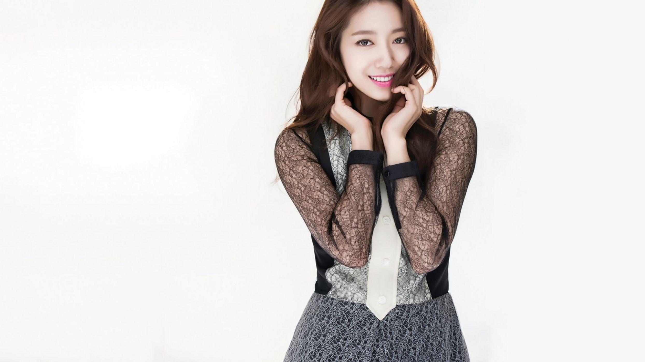 2489x1400 2489x1400 yoon eun hye wallpaper for desktop. yoon