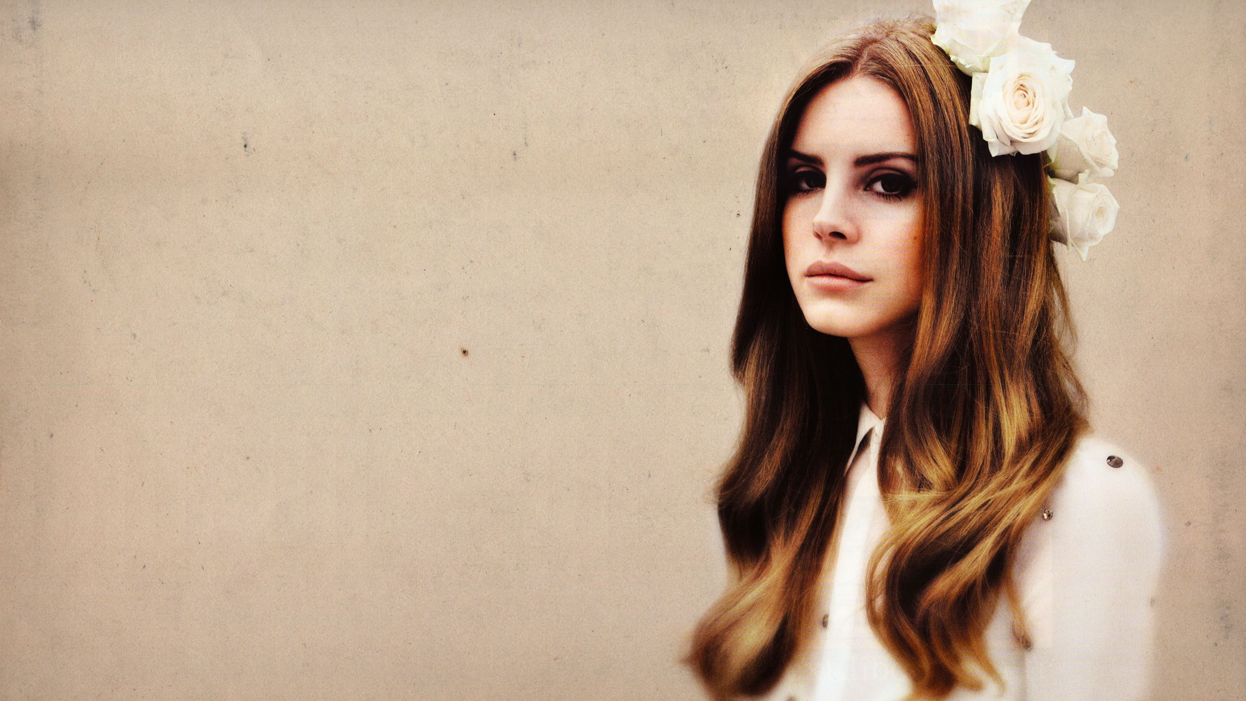 2560x1440 Lana Del Rey Shares Haunting New Song