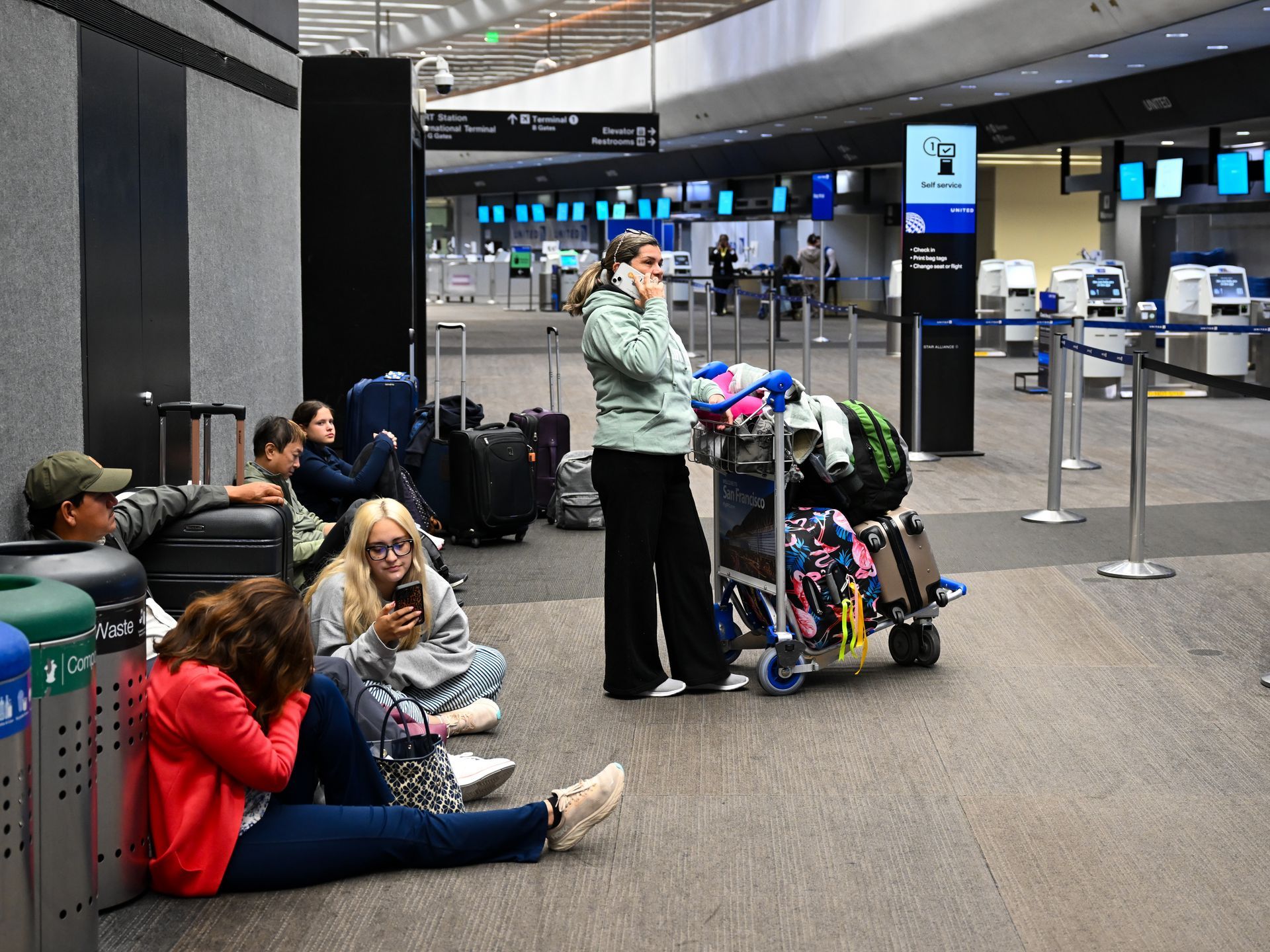 1920x1440 Flights at SFO canceled, delayed amid
