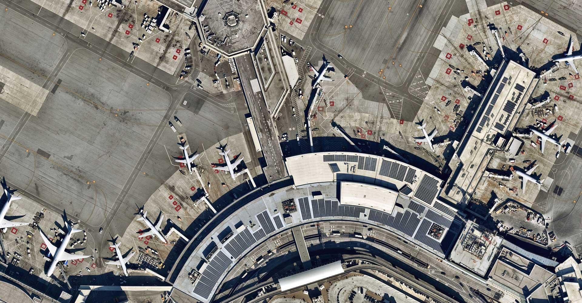 1920x1000 Efficient airport operations