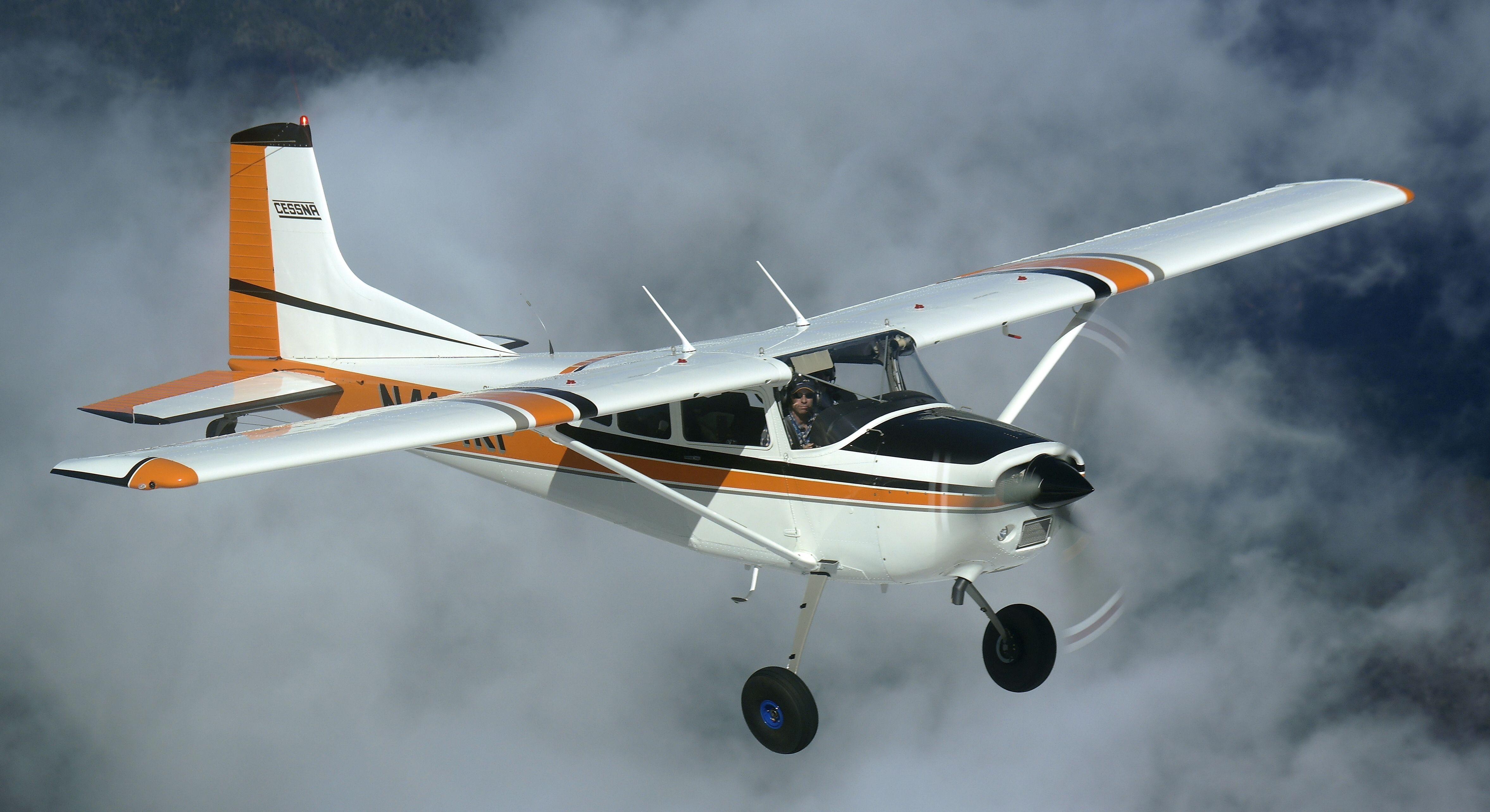 Cessna Wallpaper 4K