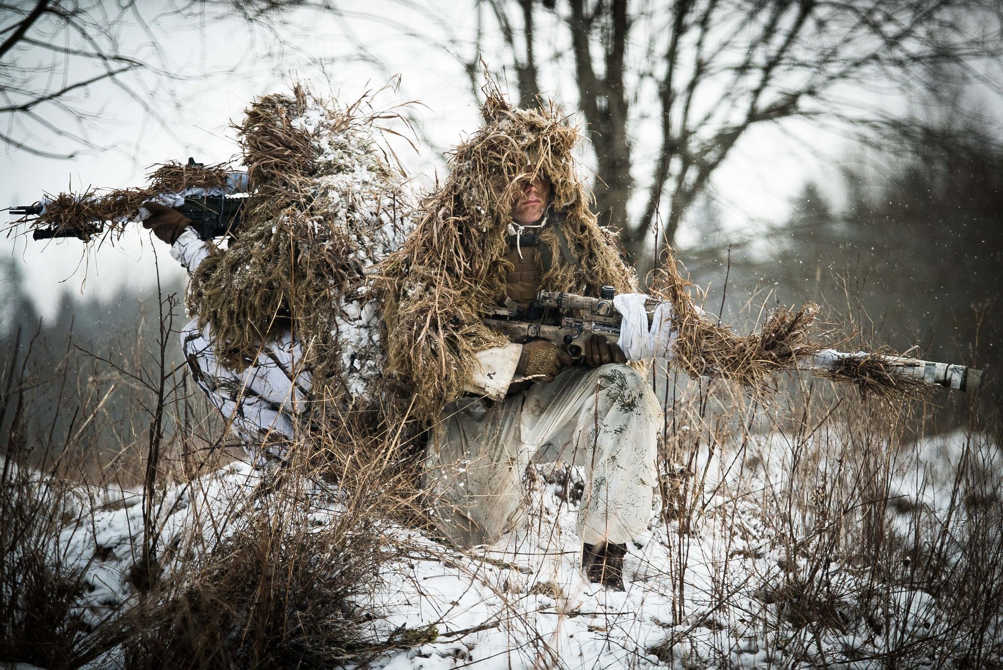 2048x1368 Download Weapon Sniper Rifle Winter