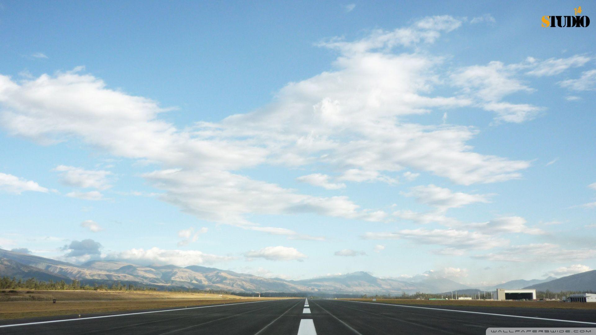 Runway Wallpapers Top Free Runway Backgrounds WallpaperAccess