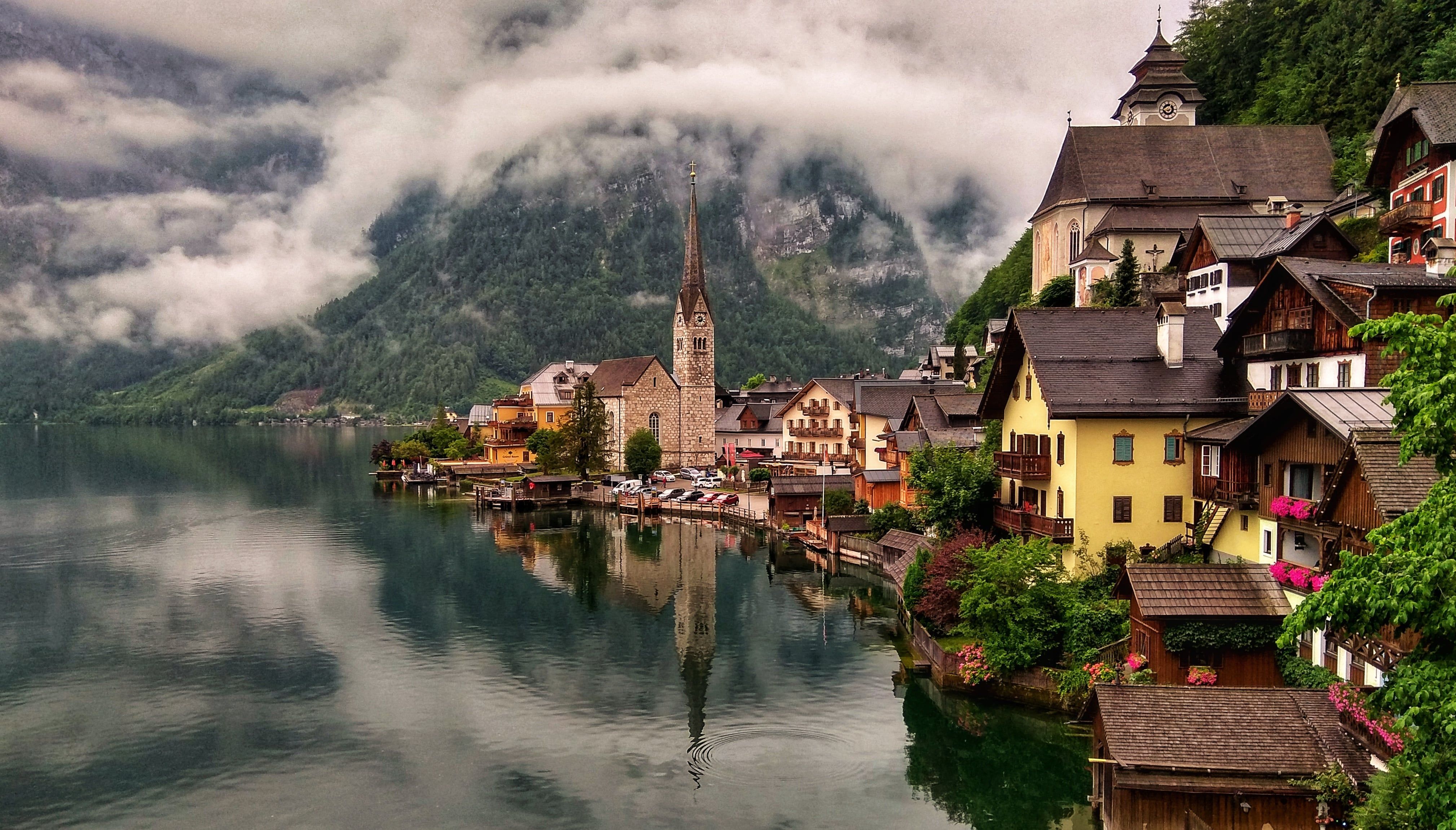 4037x2300 Halstatt, aka Reddit's Favorite Village