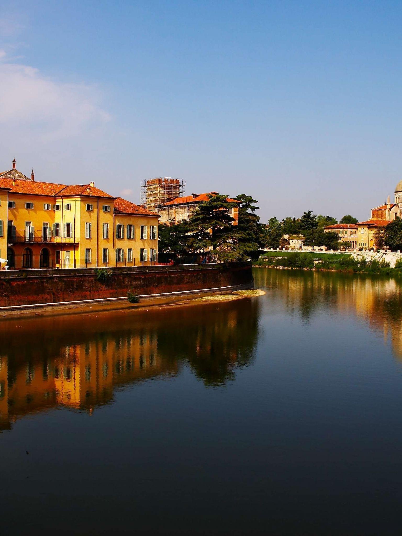 1536x2048 Free download Verona Wallpaper 10 3504 X 2332 stmednet
