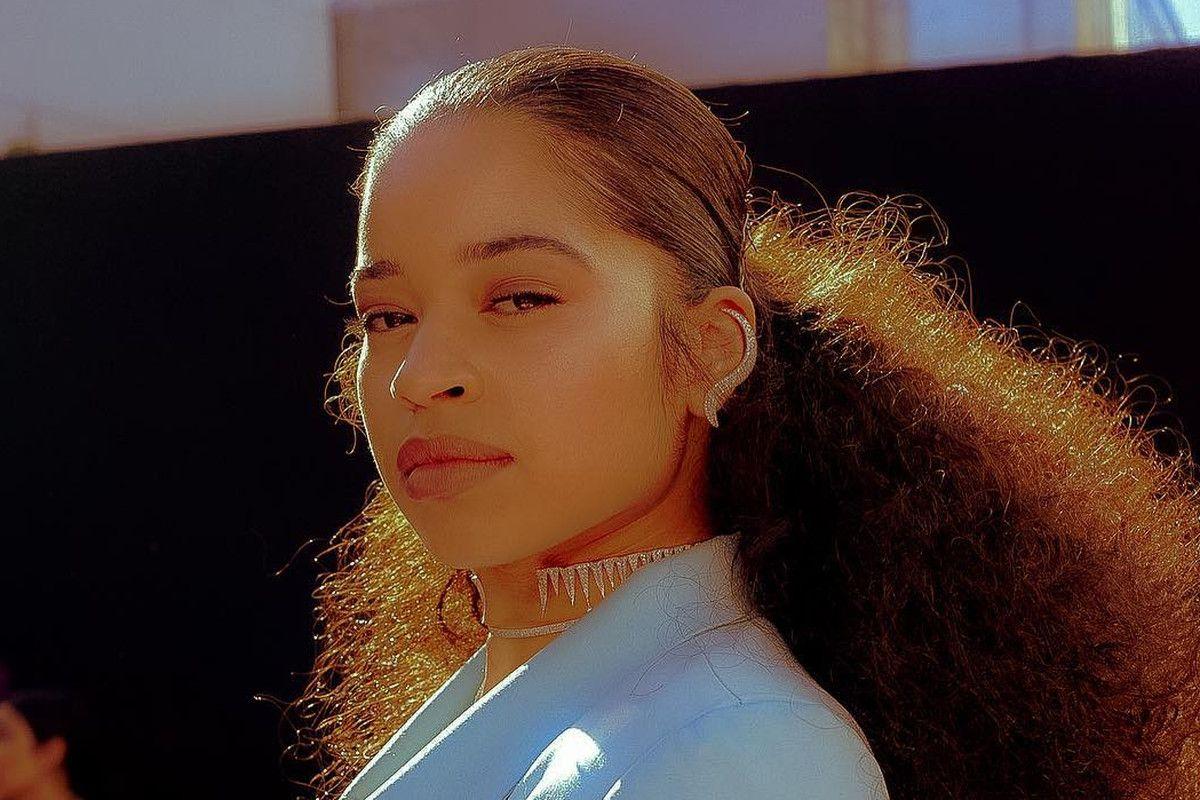 Ella mai