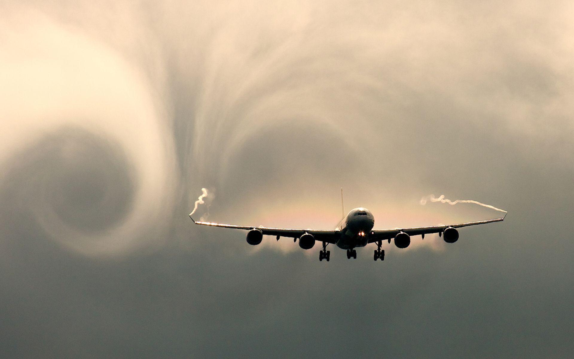 1920x1200 Plane Wallpaper