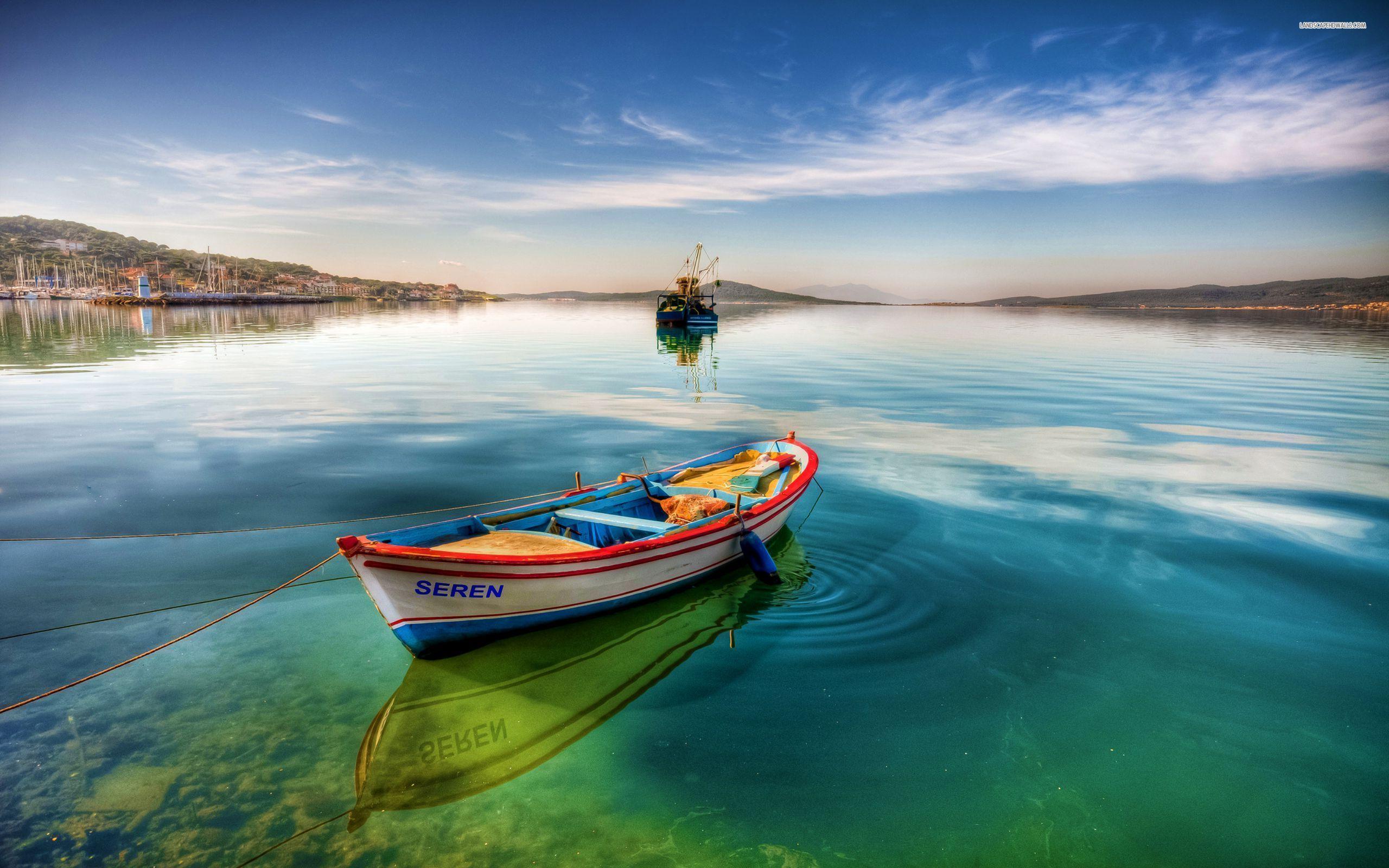 2560x1600 Boat Wallpaper 4 X 1600