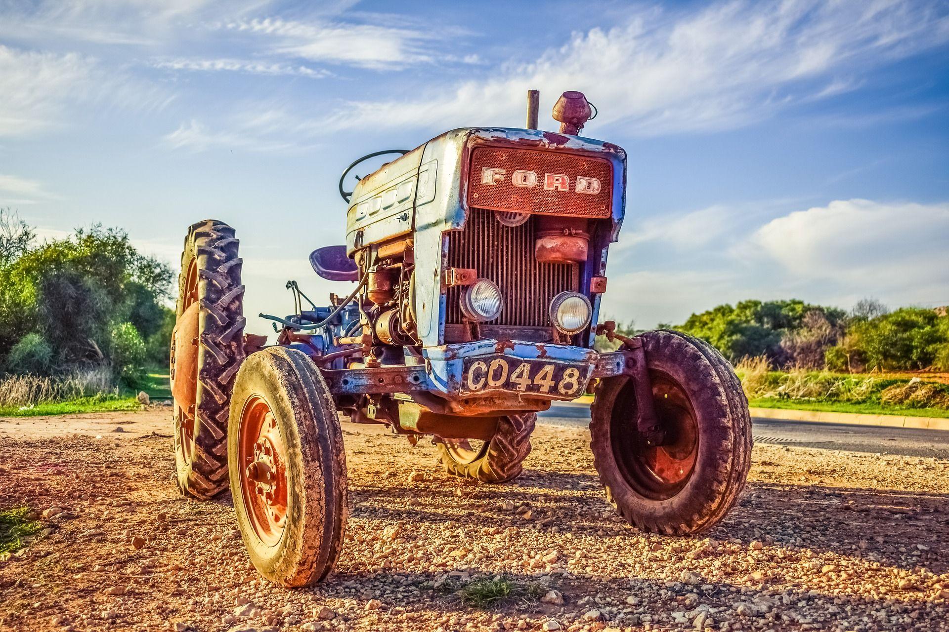 antique tractor wallpaper